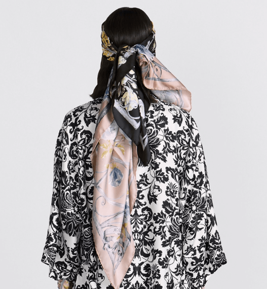 Dior o1w1db10424 Size: OS Dior Square Scarf in Multicolor Size ONE SIZE - 5 Thumbnail