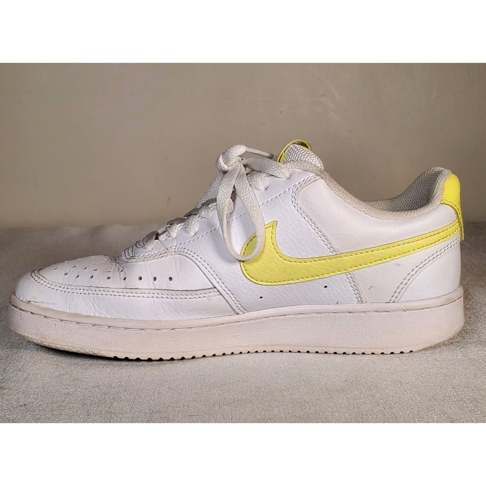 Nike Nike Court Vision White Zitron Leather Low Top Sneakers Women's US 7.5 Shoes Light Yellow White Size M / US 6-8 / IT 42-44 - 3 Thumbnail