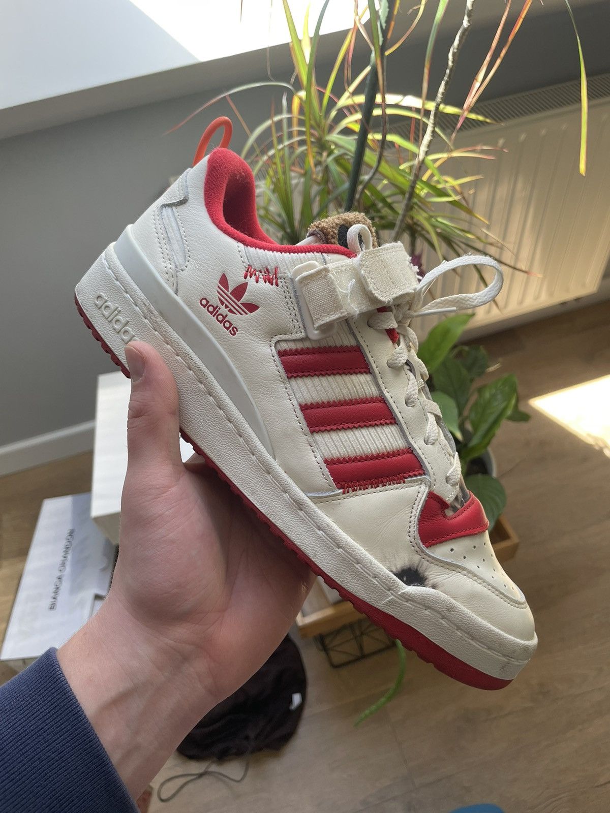 Adidas × Hypebeast Adidas Originals Forum Low x Home Alone Size US 10.5 / EU 43-44 - 1 Thumbnail