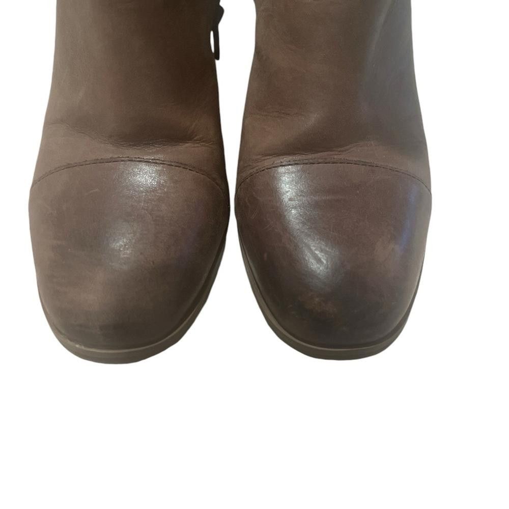 Designer Korks-Ease Brown Leather Cap Toe Block Heel Ankle Boots Size US 8 / IT 38 - 7 Thumbnail