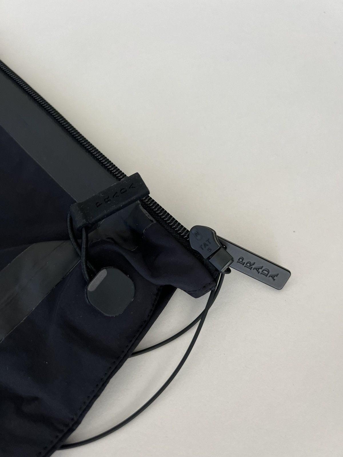 Prada $4k Prada Light technical fabric windbreaker Size US L / EU 52-54 / 3 - 12 Thumbnail
