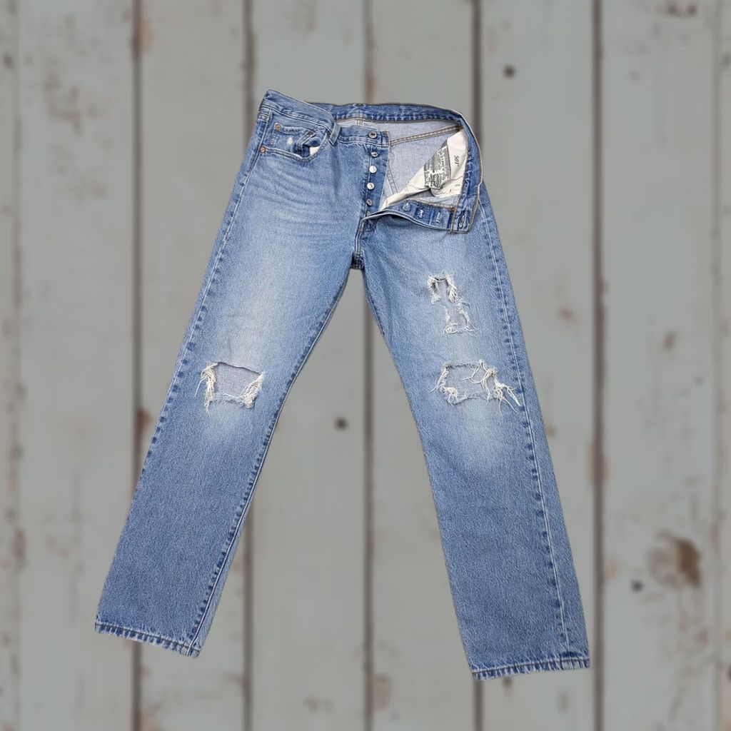 Levi's Levi's 501 XX Jeans Mens 34x30 Blue Light Straight Distressed Knees Button Fly Size US 34 / EU 50 - 1 Thumbnail