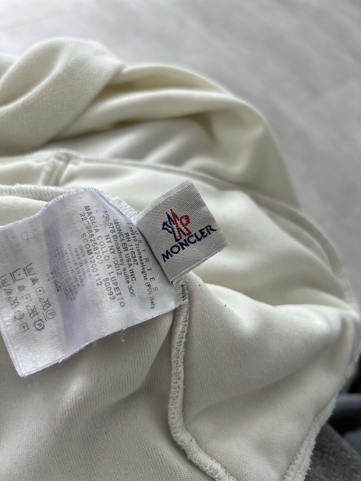 Moncler Grenoble Moncler Grenoble Fleece Sweatshirt Women Size L Size L / US 10 / IT 46 - 15 Thumbnail
