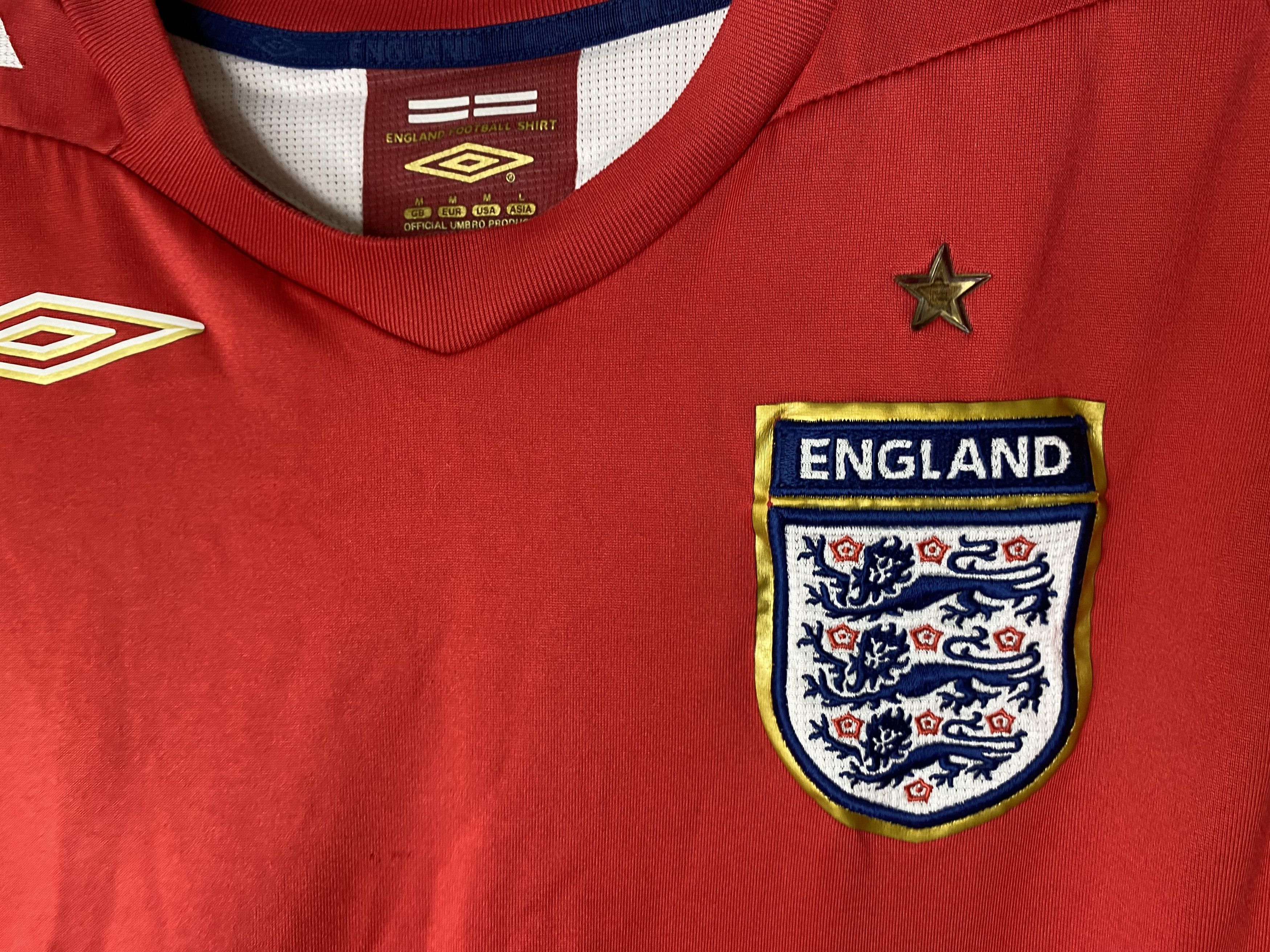 Umbro ENGLAND TEAM 2006 2008 AWAY FOOTBALL SHIRT SOCCER JERSEY Size US M / EU 48-50 / 2 - 3 Thumbnail