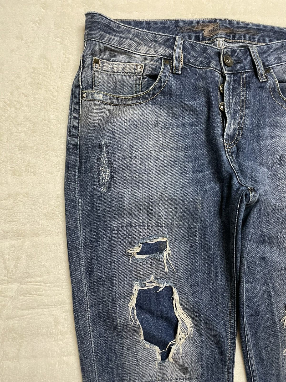 Japanese Brand Vintage Colin’s Distress Ripped Denim Jeans Size US 33 - 5 Thumbnail