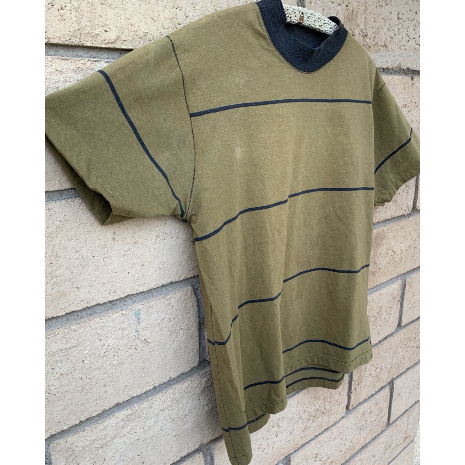 Vintage VINTAGE Striped Tee T Shirt Stripes Fade Single Stitch Size M Green Men T-Shirt Short Sleeve Vintage Yes Mens Size US M / EU 48-50 / 2 - 4 Thumbnail