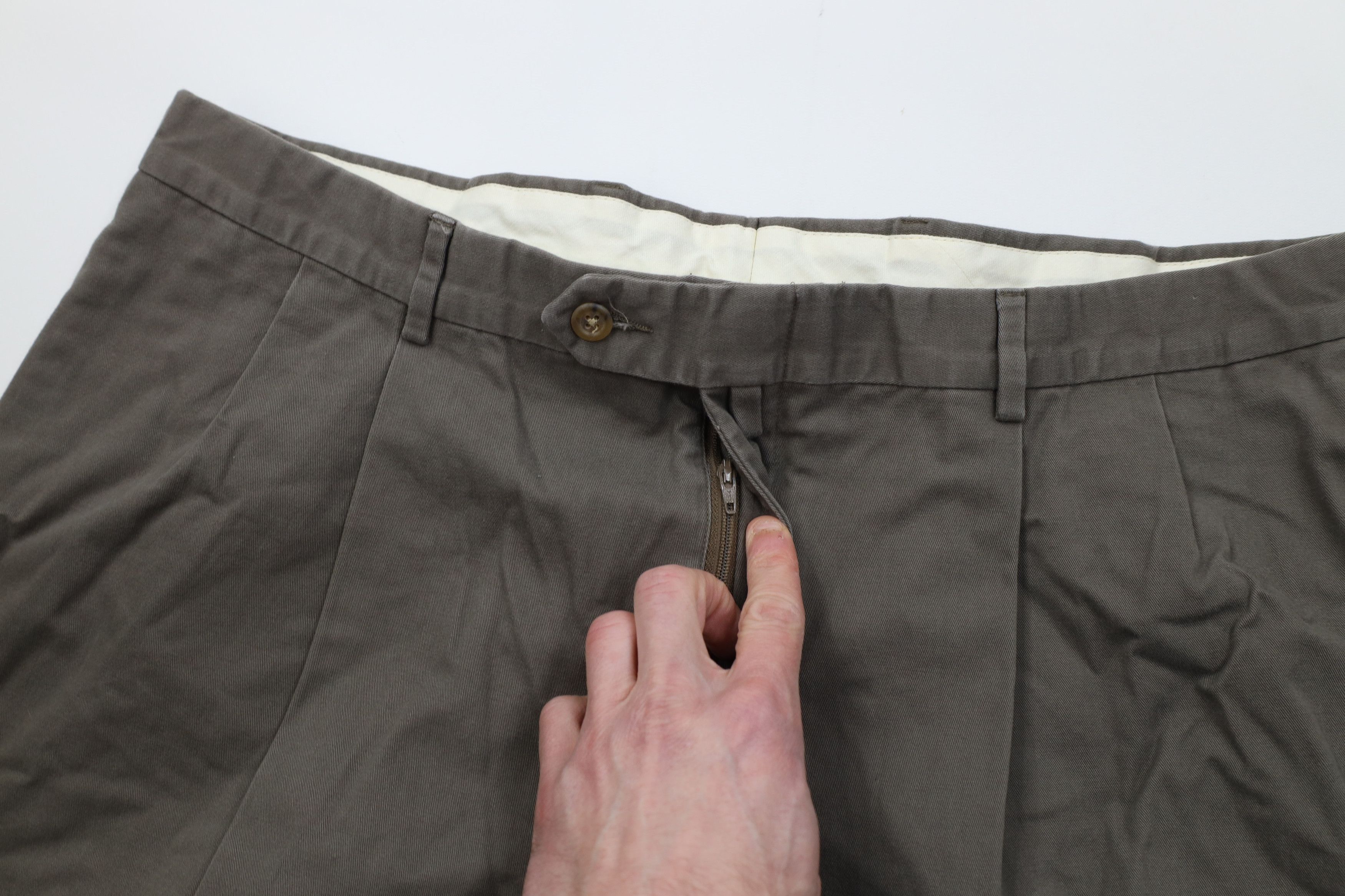 Tommy Hilfiger Vintage 90s Tommy Hilfiger Wide Leg Chino Pants Gray Size US 38 / EU 54 - 8 Thumbnail