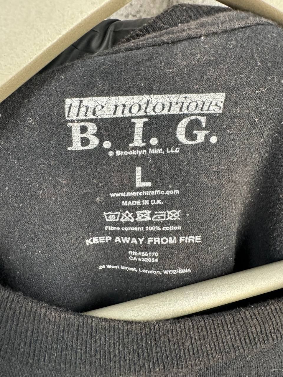 Vintage Notorious BIG "Notorious Thugs" UK Vintage Faded Rap Tee Size US L / EU 52-54 / 3 - 10 Thumbnail