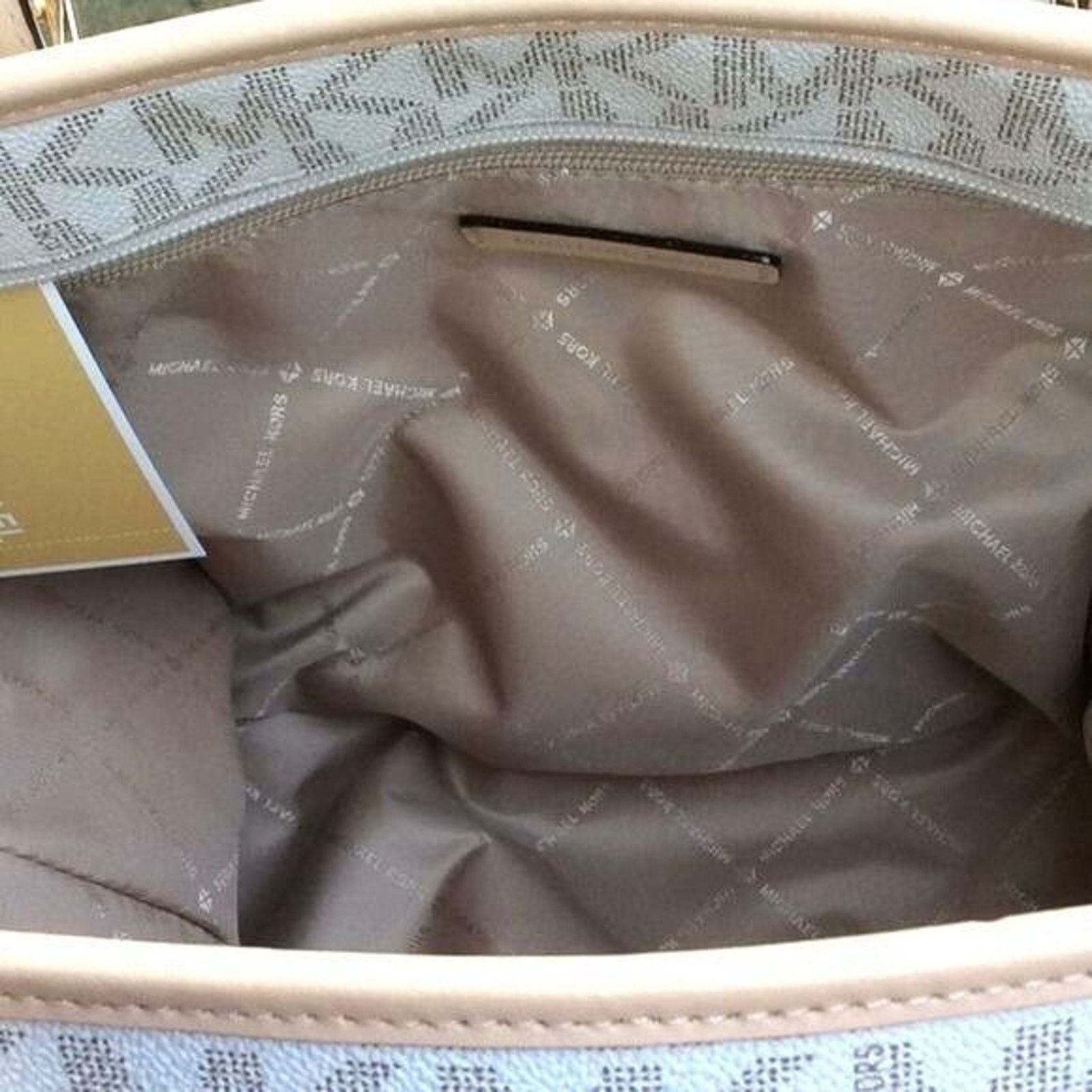 Michael Kors Michael Kors Signature Tote Size-16” x 10” x6". DROP 9" Size ONE SIZE - 6 Thumbnail
