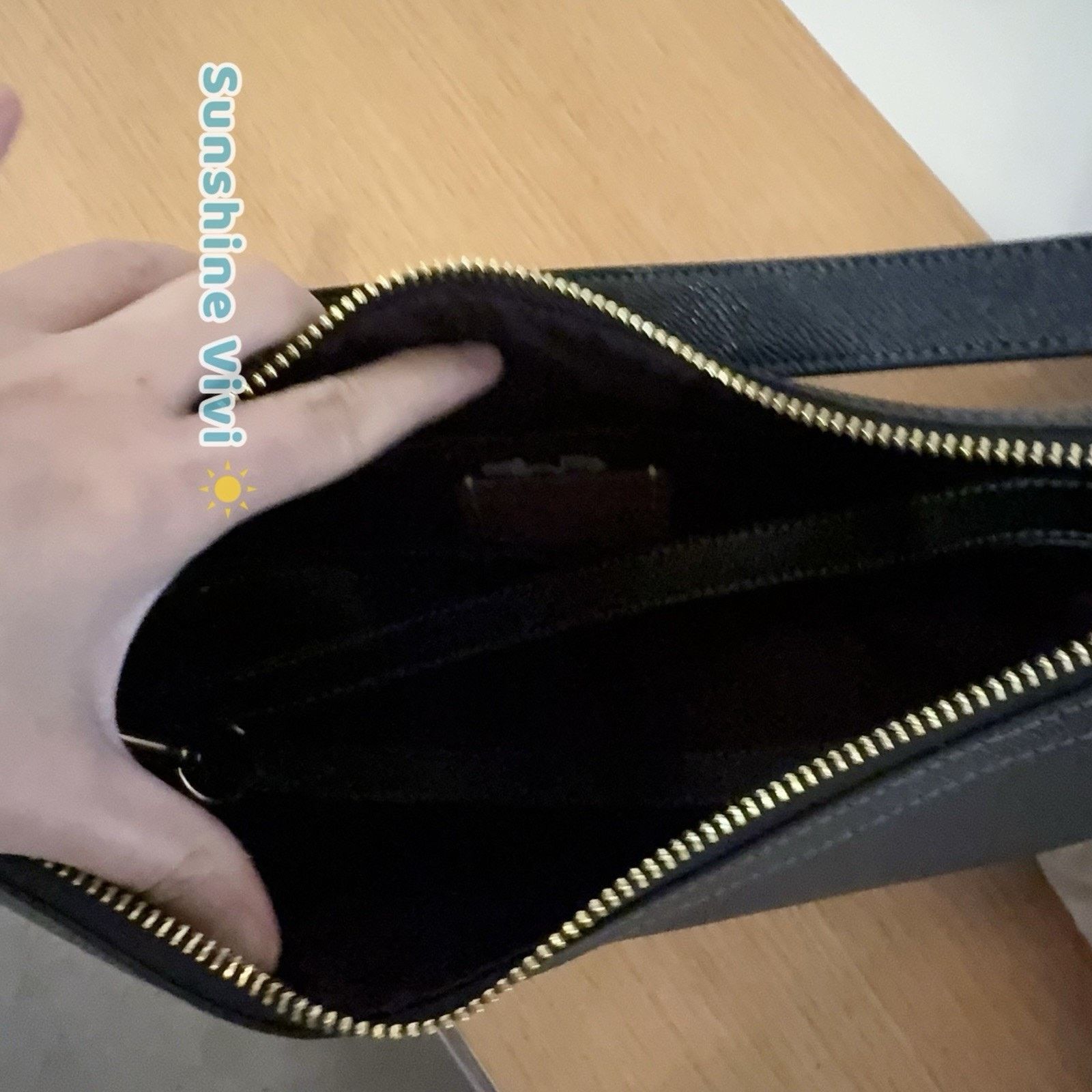 Coach NWT Coach Aria Shoulder Bag CCL28 Gold/Black leather Size ONE SIZE - 8 Thumbnail