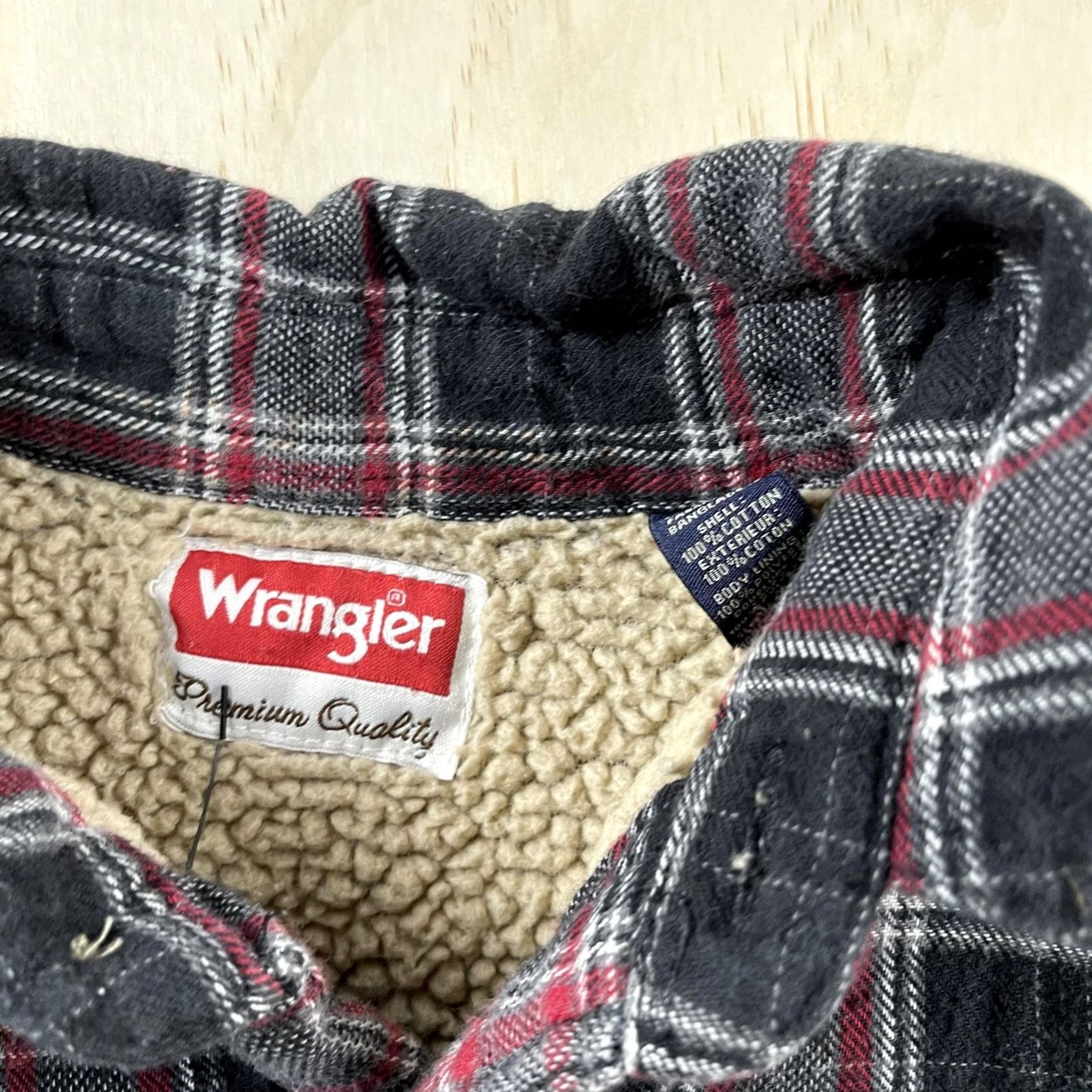 Wrangler Wrangler Shirt Jacket Mens Medium Black Red Plaid Sherpa Lined Flannel Workwear Jacket Size US M / EU 48-50 / 2 - 2 Thumbnail