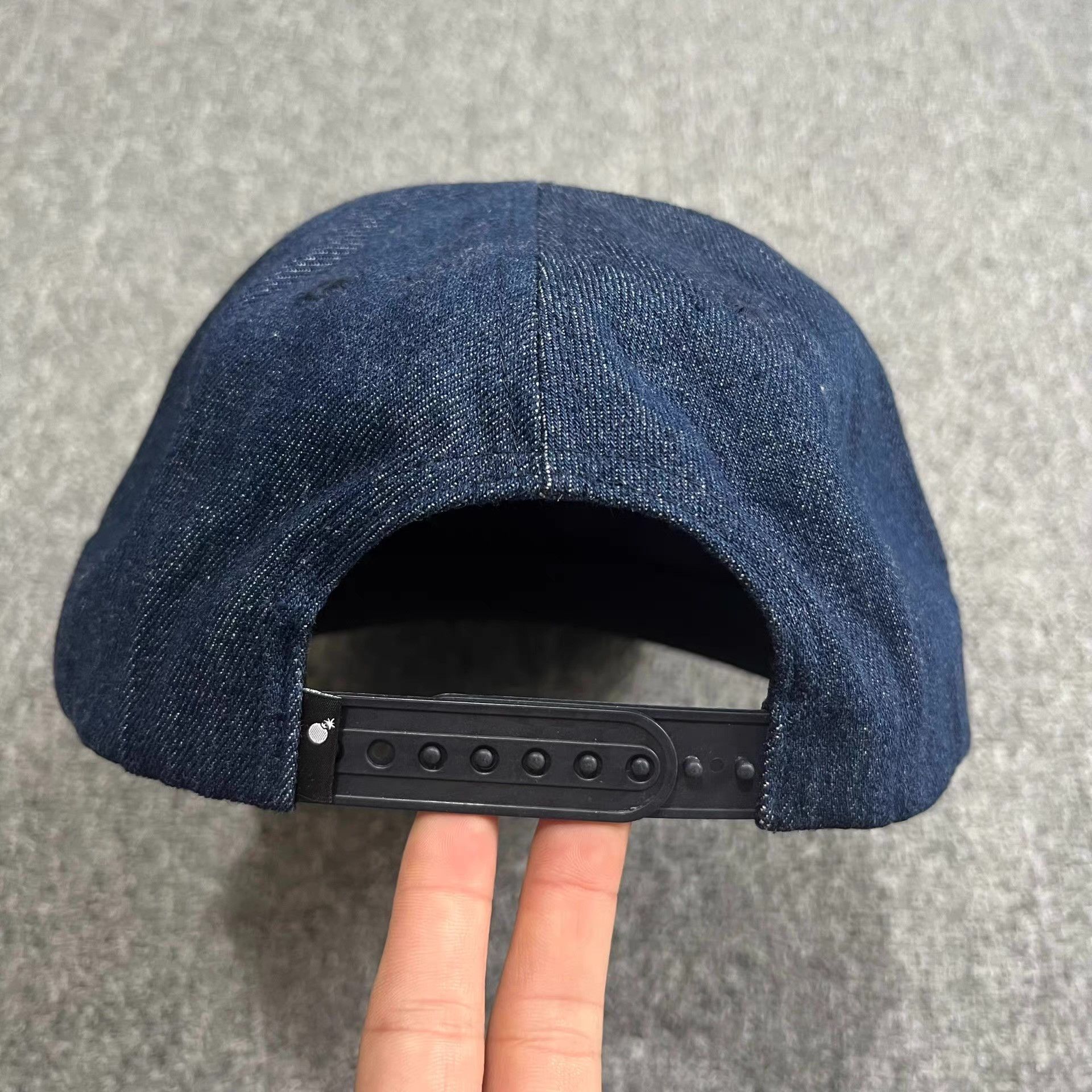 The Hundreds The Hundreds Bomb Embroidered Baseball Cap Q7 Size ONE SIZE - 4 Thumbnail