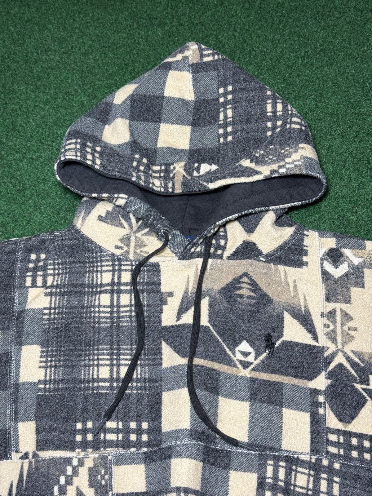 Polo Ralph Lauren Polo Ralph Lauren S/M Boxy 25x23 Southwestern Aztec Hoodie Size US M / EU 48-50 / 2 - 2 Thumbnail