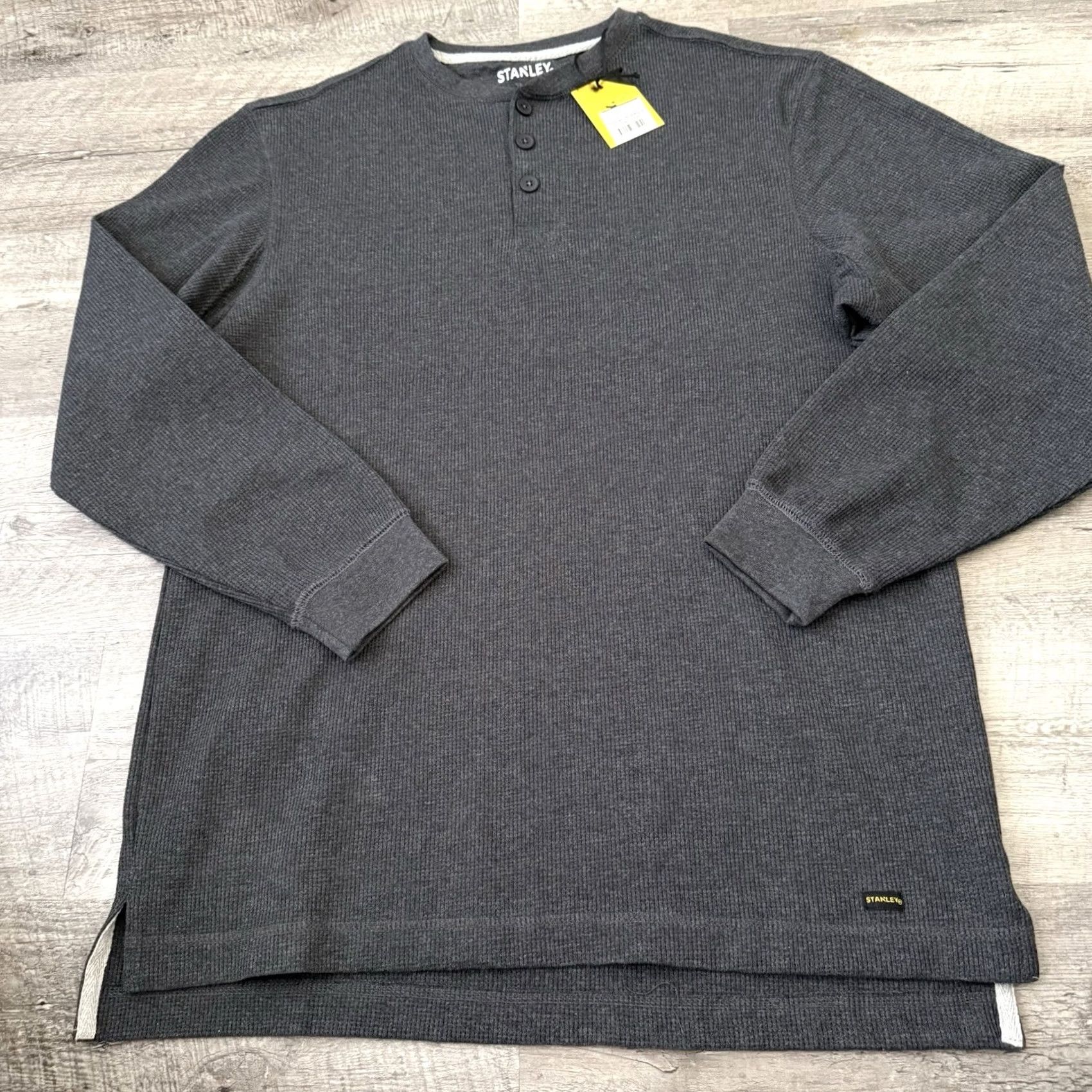 Vintage STANLEY WORKWEAR Long Sleeve Thermal Henley Men L Gray Cotton Blend Tee NEW Size US L / EU 52-54 / 3 - 7 Thumbnail