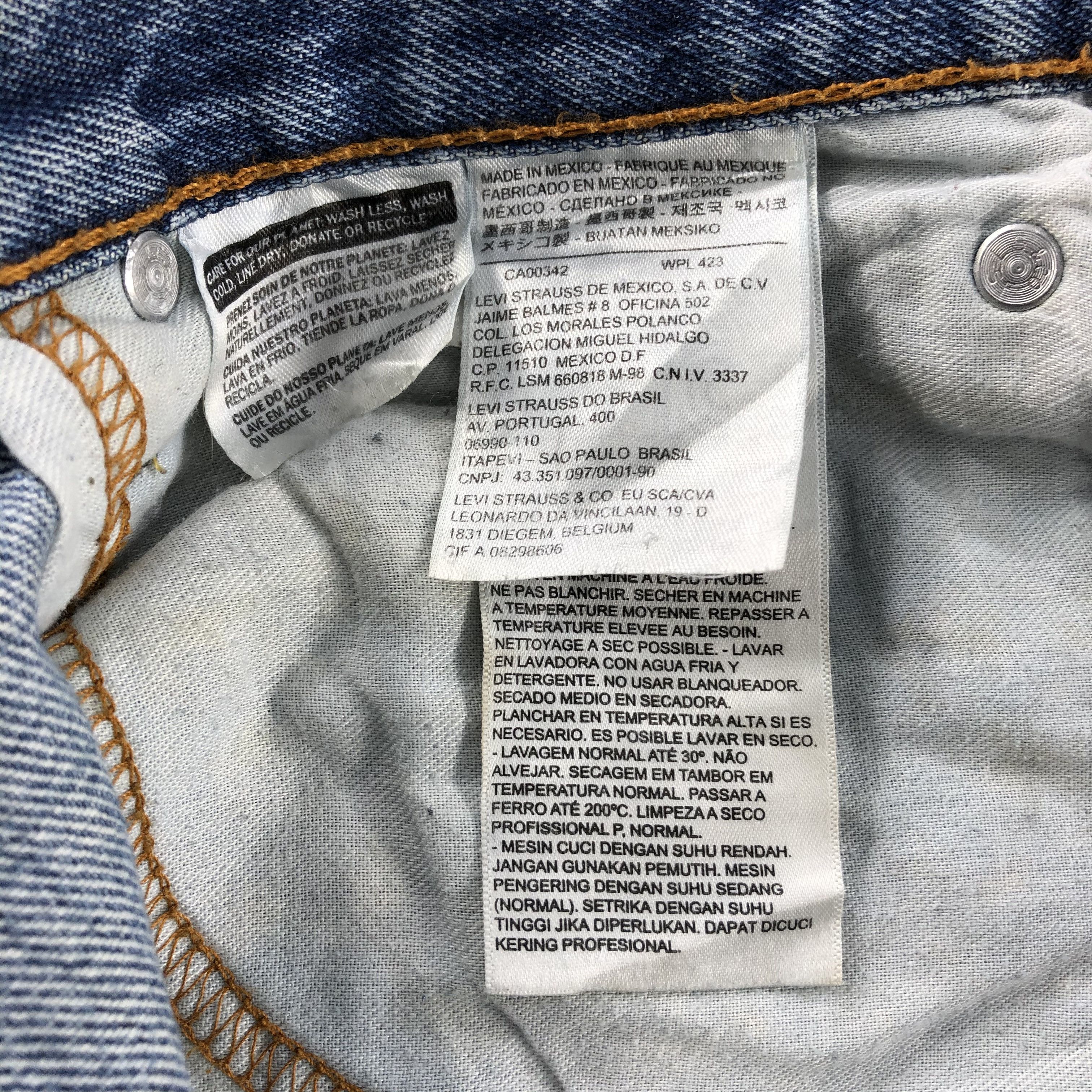 Levi's Vintage Levis 505 Light Wash Jeans- J1322 Size US 33 - 11 Thumbnail