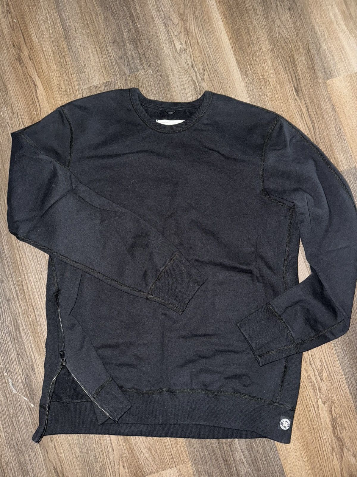 Reigning Champ Men s Reigning Champ Black Crewneck with Side Zipper Grailed