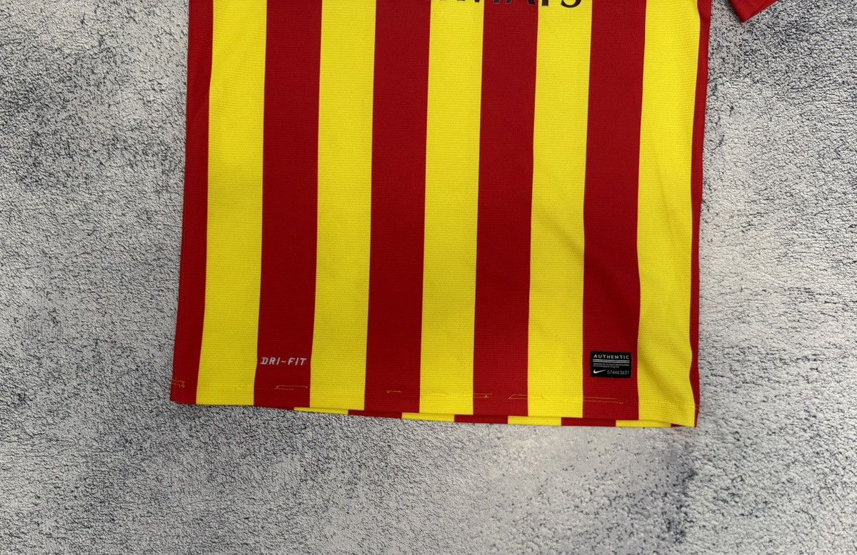Nike Nike Barcelona 2013 2014 Away Jersey Shirt Men S 532823-703 Size US S / EU 44-46 / 1 - 6 Thumbnail
