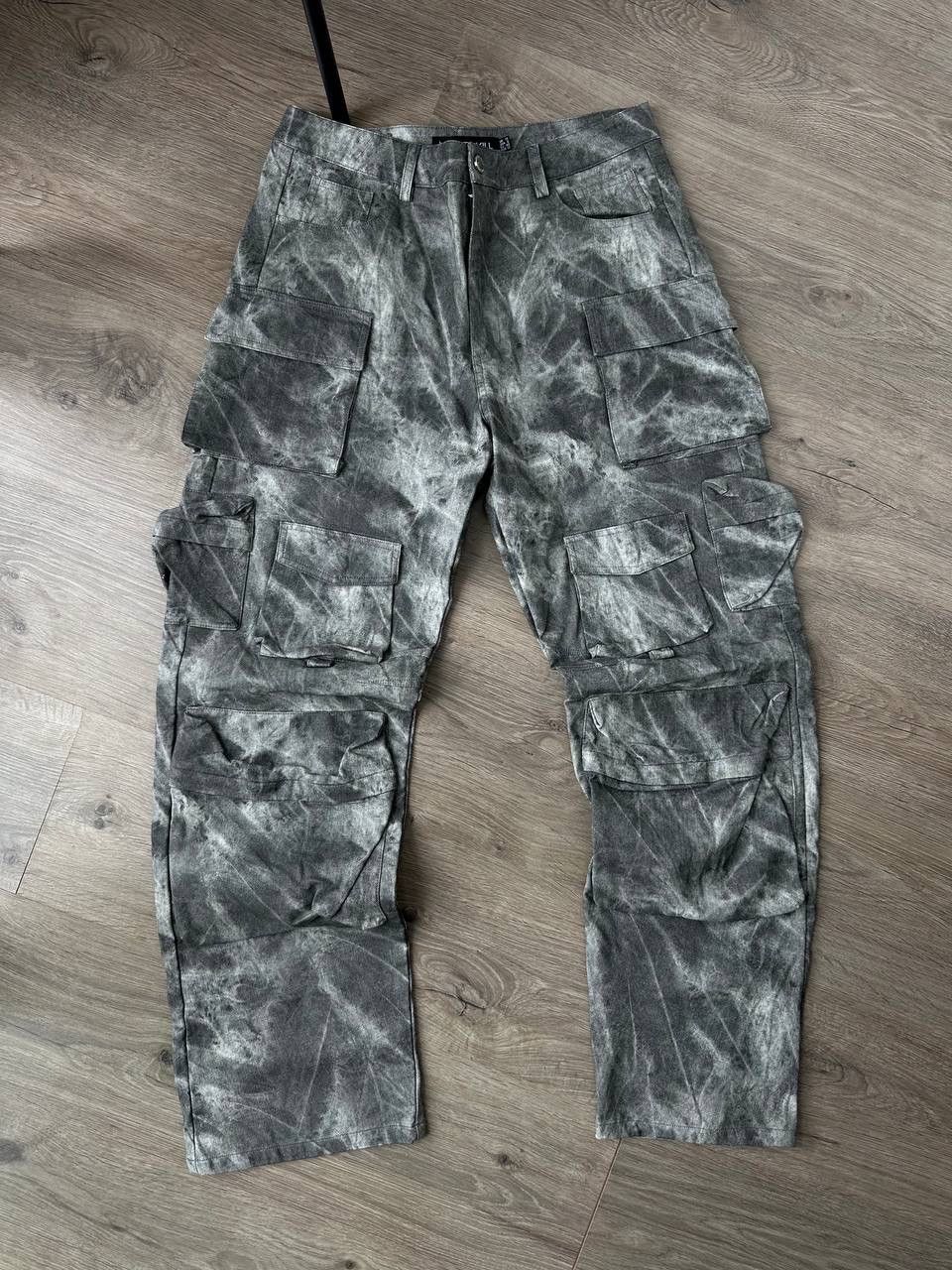 Japanese Brand Vintage Japanese Gray Pocket Cargo Avant Garde Pants Size US 30 / EU 46 - 1 Thumbnail
