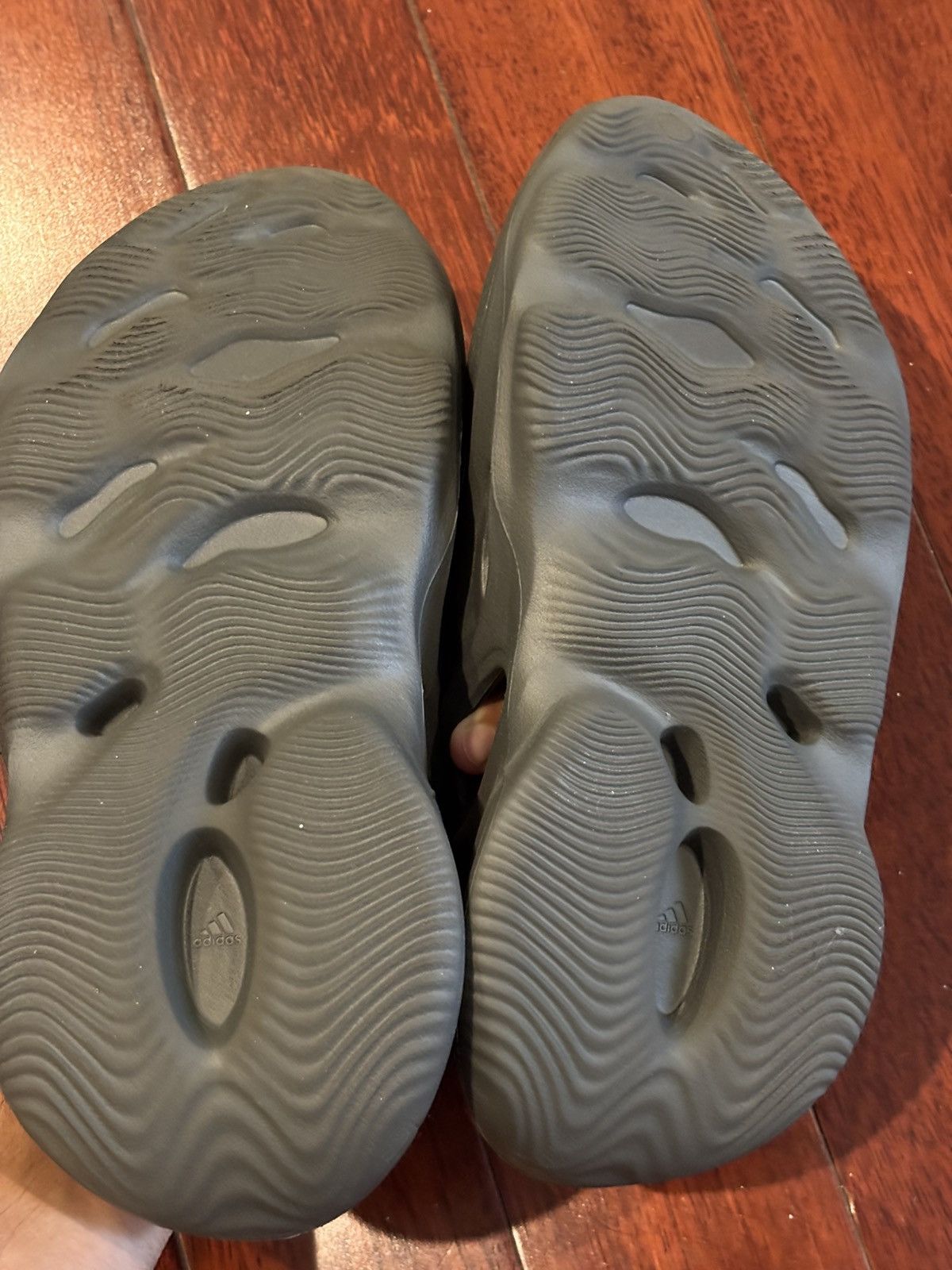 Yeezy Adidas Yeezy Foam RNR Size US 6 / IT 36 - 6 Thumbnail