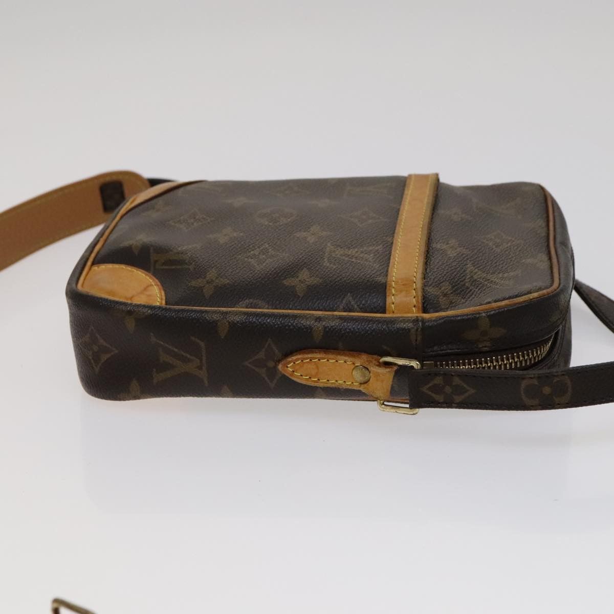 Louis Vuitton LOUIS VUITTON Monogram Danube Shoulder Bag M45266 Size ONE SIZE - 5 Thumbnail