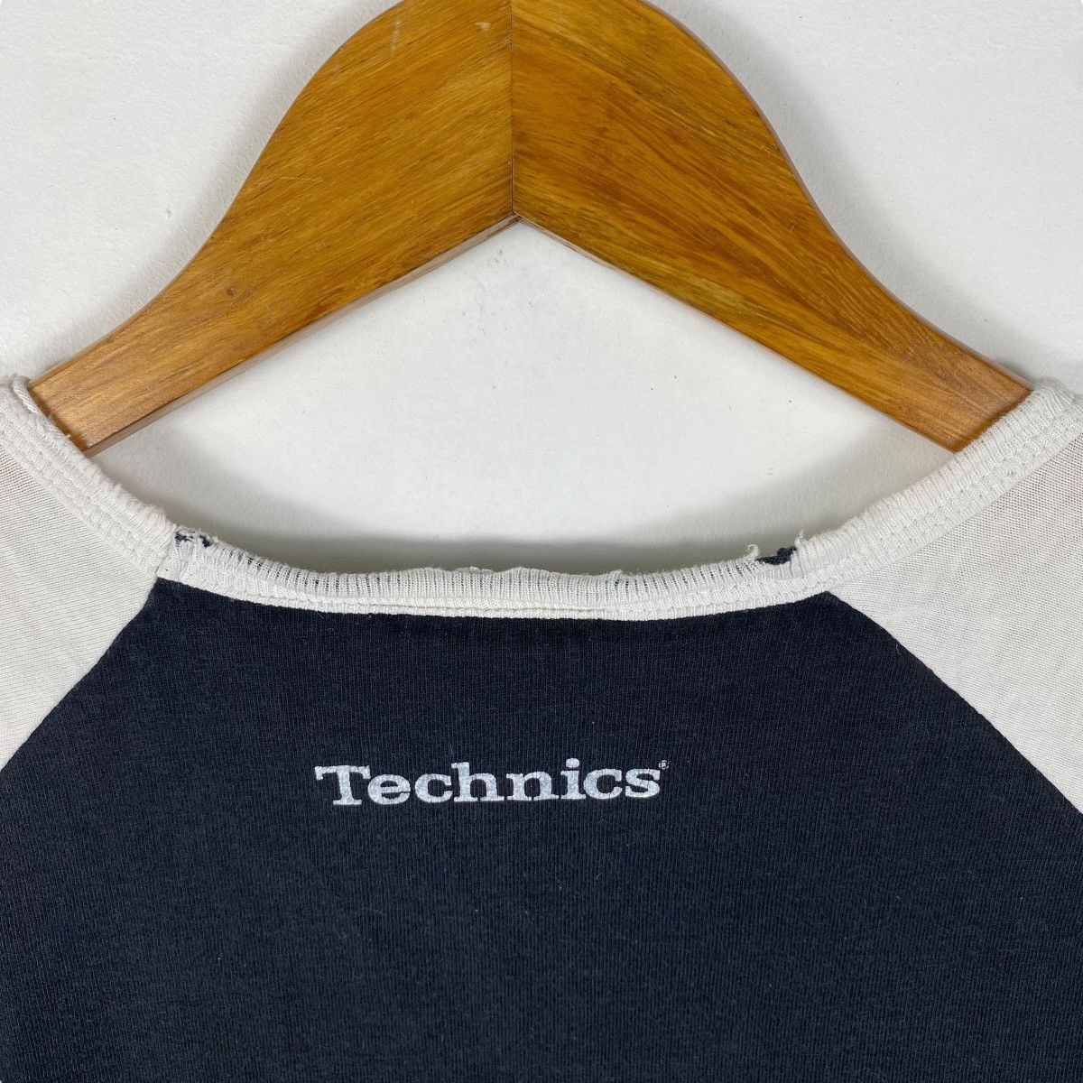 Vintage TECHNICS Box Logo Graphic Distressed Tee Shirt Medium Size Size US M / EU 48-50 / 2 - 6 Thumbnail