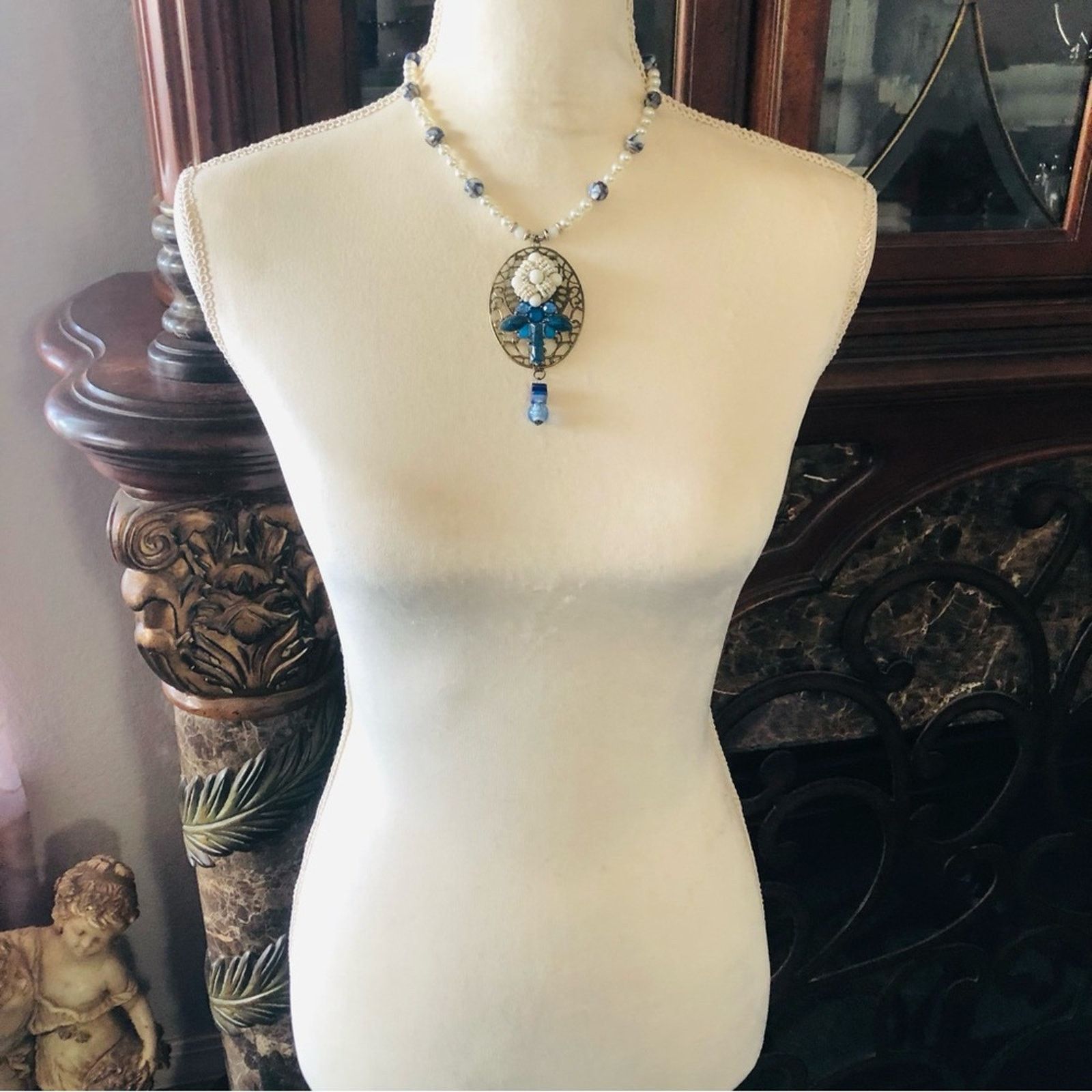 Handmade Handcrafted repurpose cal-silica pearl necklace Size ONE SIZE - 6 Thumbnail
