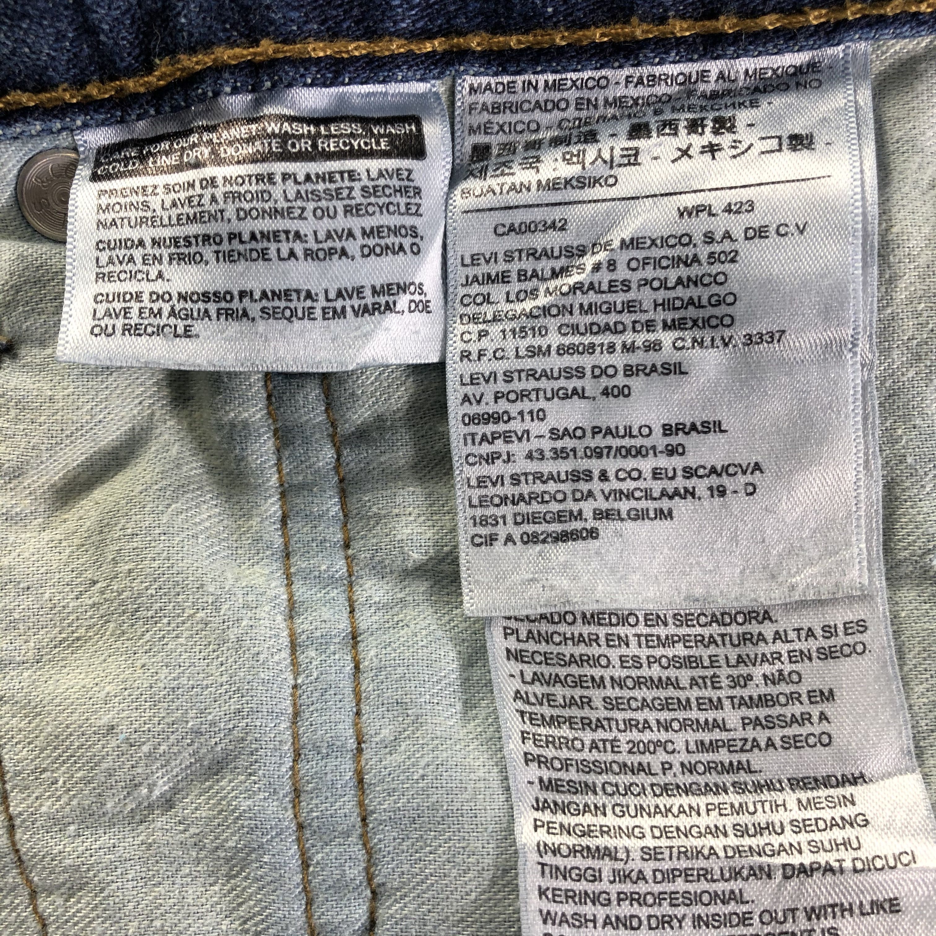 Levi's Vintage Blue Wash Levis 569 Jeans-J4437 Size US 39 - 10 Thumbnail