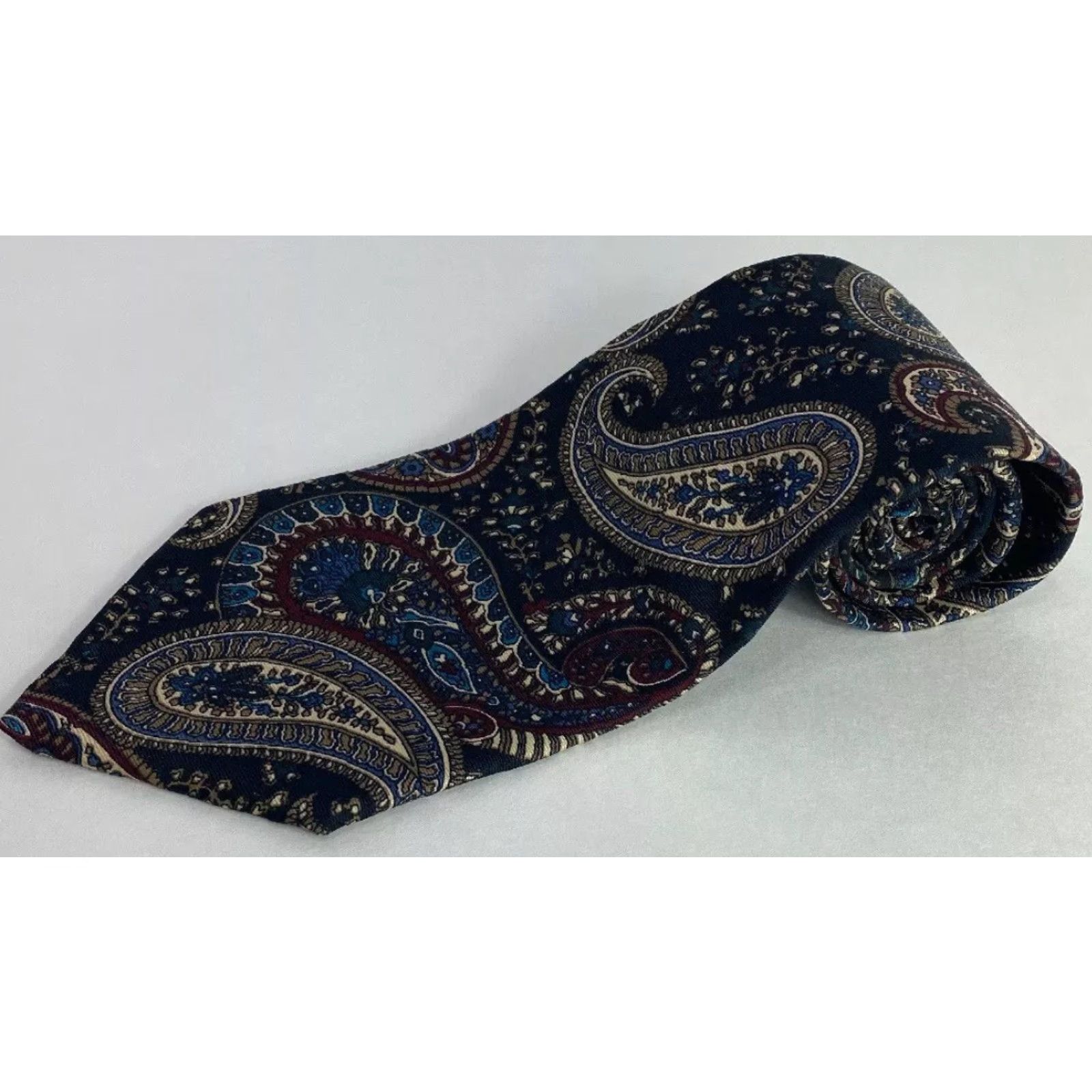 Vintage Claybrooke 100% Silk Mens Necktie Black Paisley Tie Made In Dominican Republic Size ONE SIZE - 2 Thumbnail
