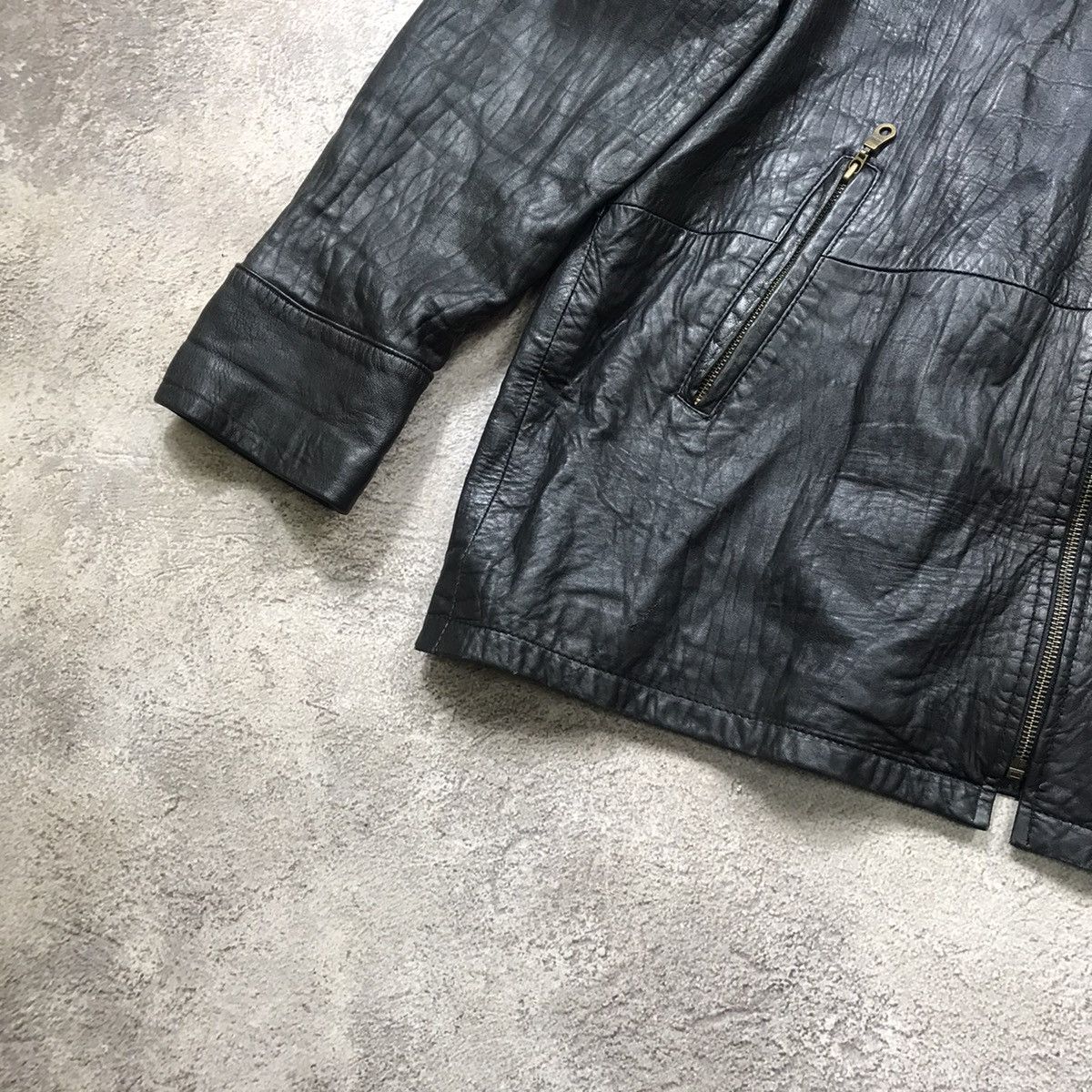 Vintage Vintage 90s Faded Leather Biker Jacket Streetwear Slim L Size US L / EU 52-54 / 3 - 4 Thumbnail