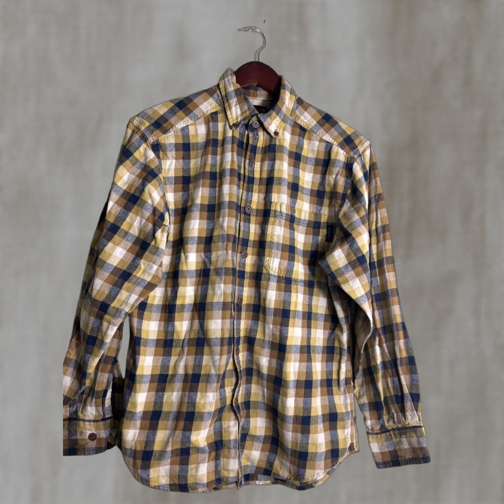 Vintage Wolverine Shirt Plaid Button-Up Long Sleeve Brown Beige M Mens Button-Down Collar 21” Chest 30” Length Flaw Button Broken Half Size US M / EU 48-50 / 2 - 1 Thumbnail