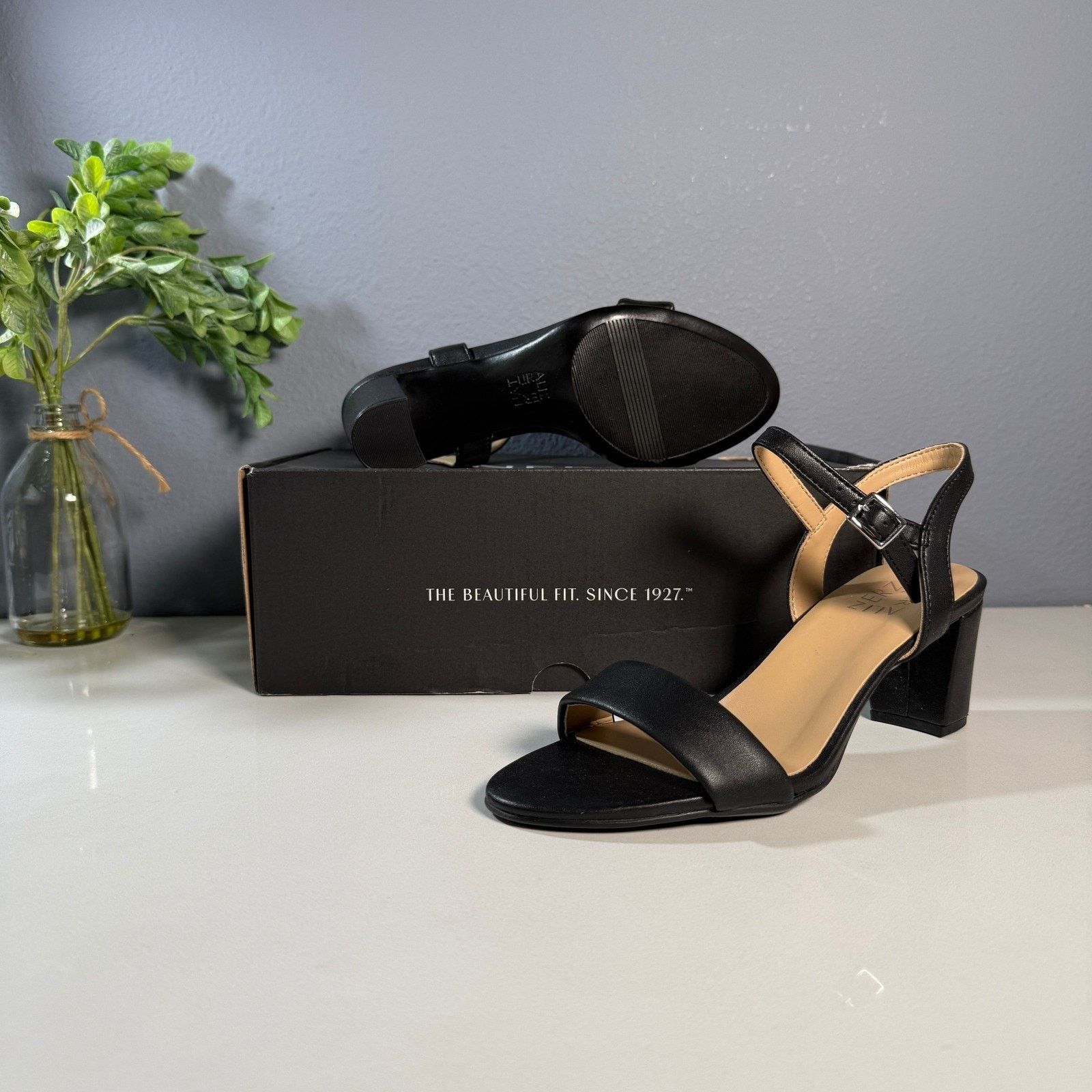 Naturalizer Naturalizer Bristol Block Heel Ankle Strap Sandals 6.5M Size US 6.5 / IT 36.5 - 6 Thumbnail
