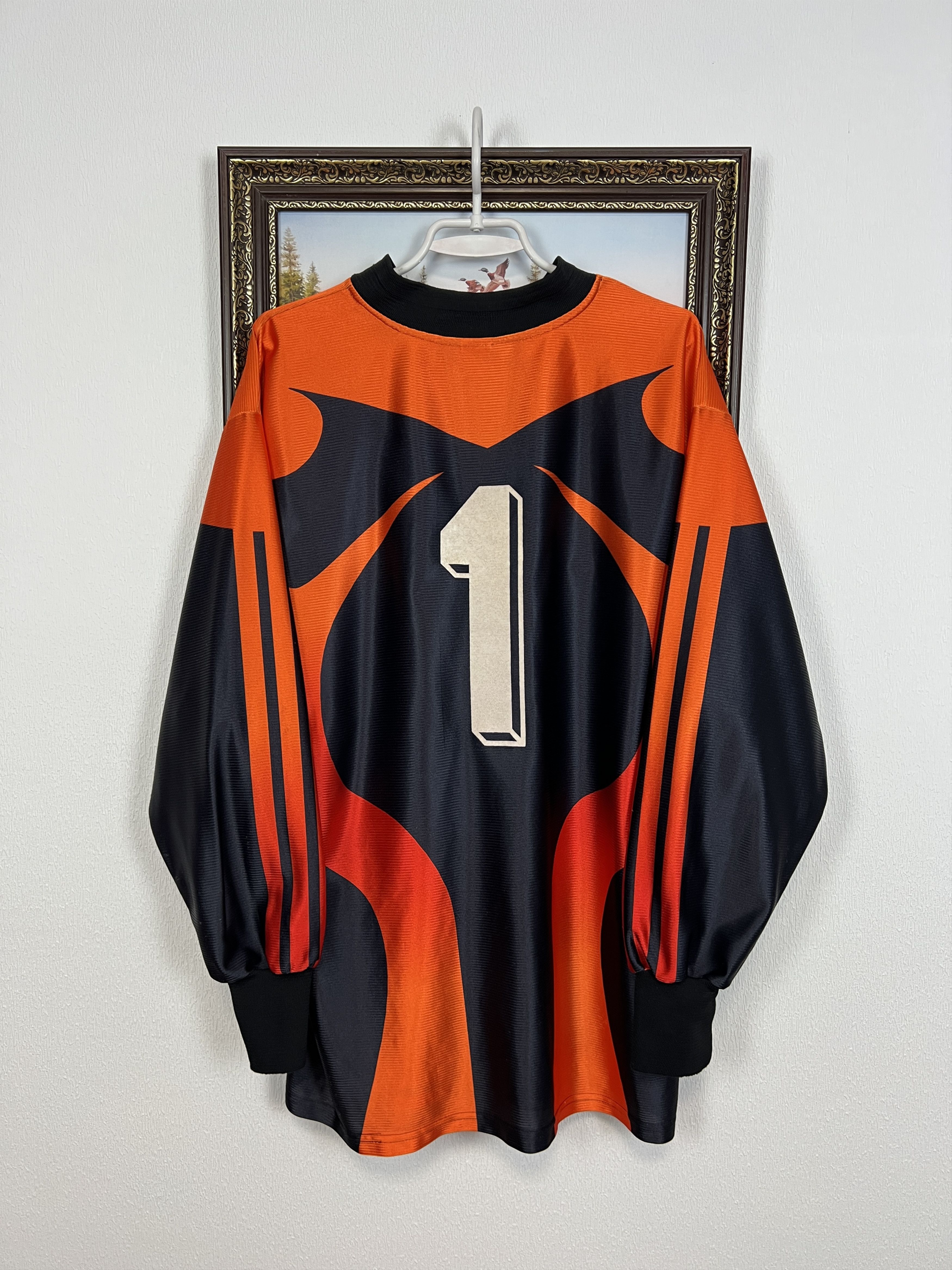 Adidas Vintage Adidas Football Goalkeeper Template Shirt Size US L / EU 52-54 / 3 - 11 Thumbnail