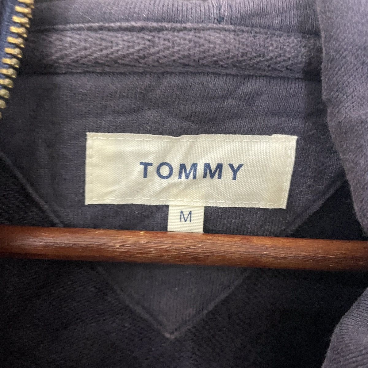 Tommy Hilfiger Vintage Tommy Hilfiger Full Zipper Sweatshirt Size US M / EU 48-50 / 2 - 5 Thumbnail