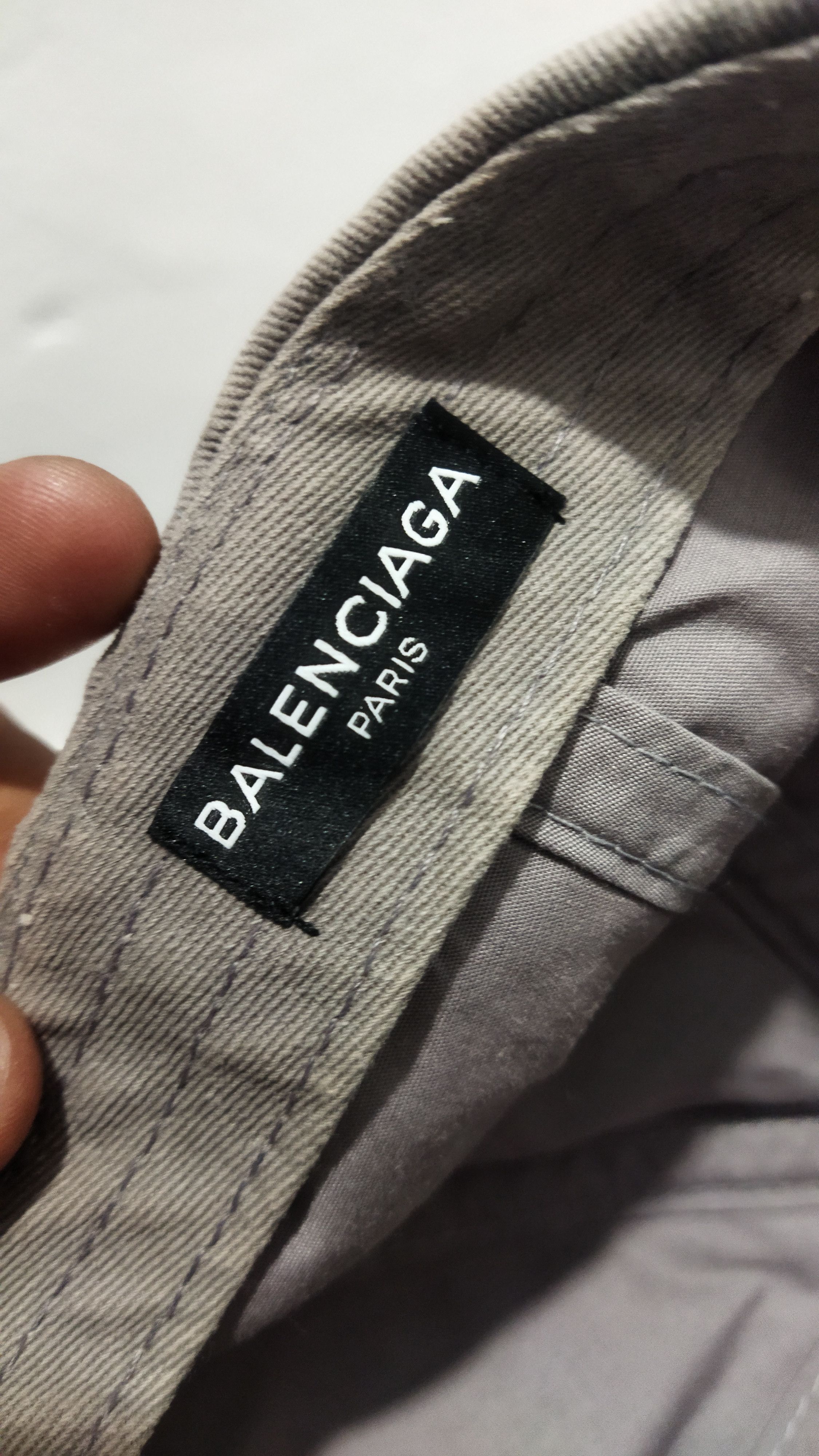 Balenciaga BALENCIAGA Cap Grey Size ONE SIZE - 9 Thumbnail