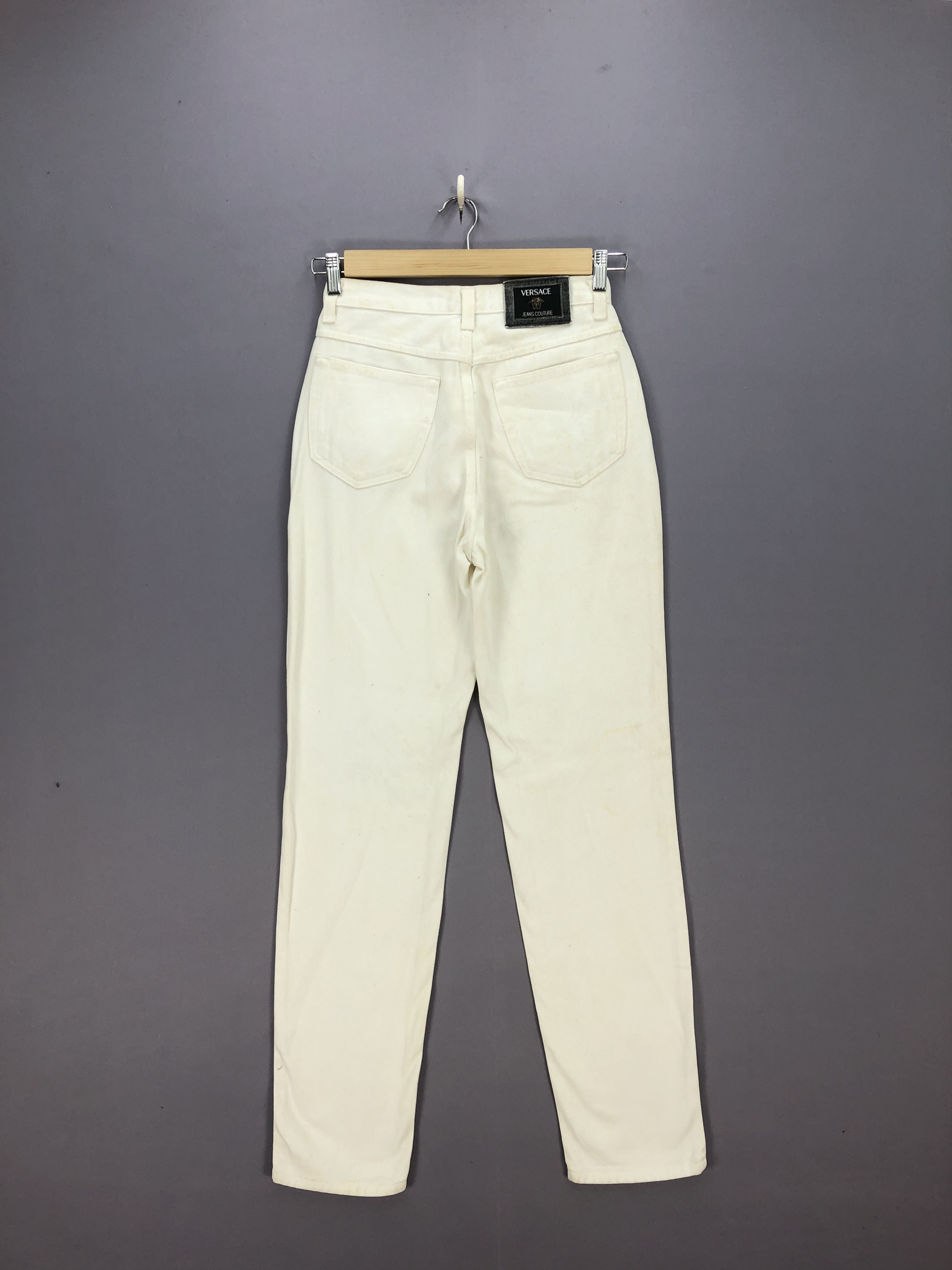 Versace Vintage Versace White Jeans Versace Couture Medusa Denim Size 26" / US 2 / IT 38 - 2 Thumbnail