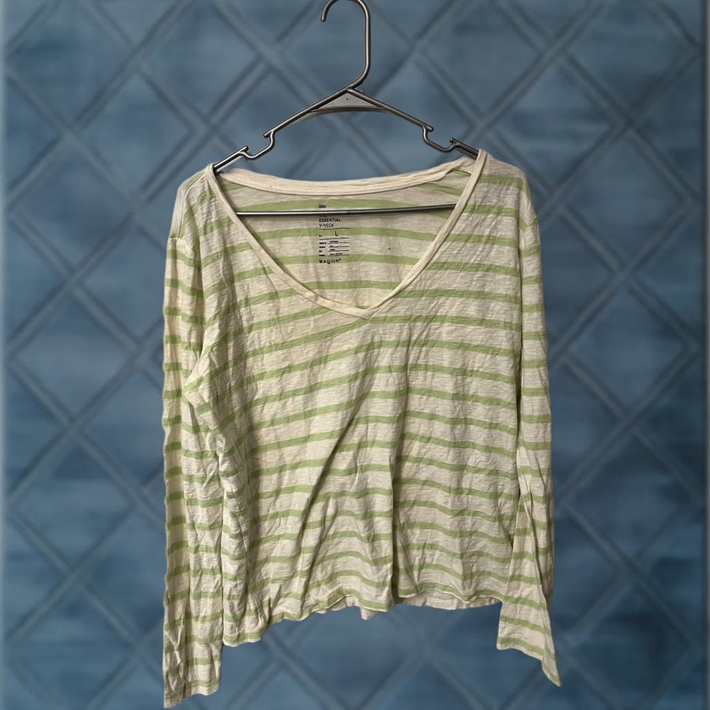 Gap Womens GAP T-Shirt L White Green Striped V-Neck Long Sleeve Cotton Blend Pullover Shirt Womens Size L / US 10 / IT 46 - 1 Thumbnail
