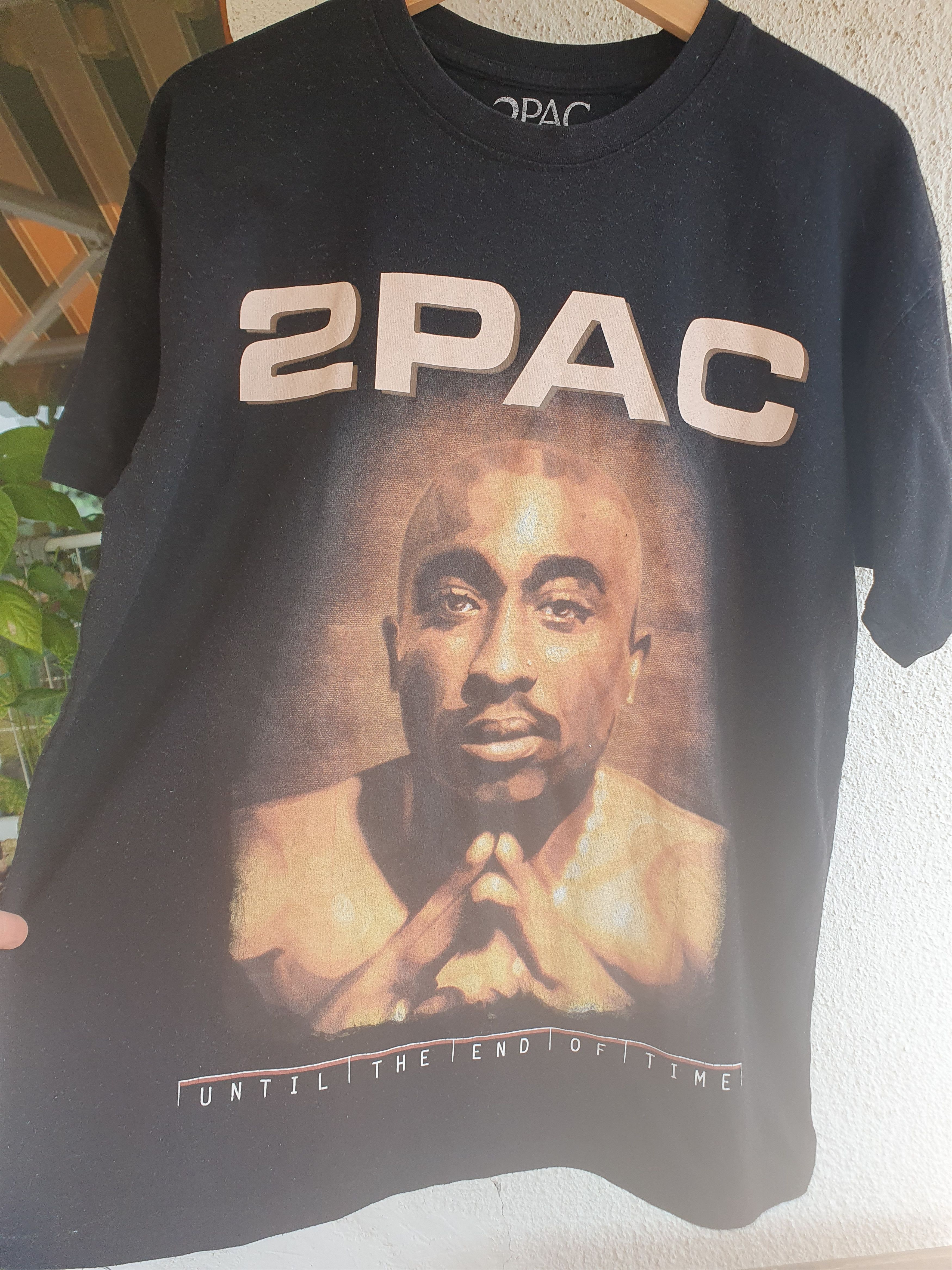 Pull & Bear × Rap Tees 2 Pac Pull & Bear Until The End Of Time 2020 t-shirt sz L? Size US L / EU 52-54 / 3 - 5 Thumbnail