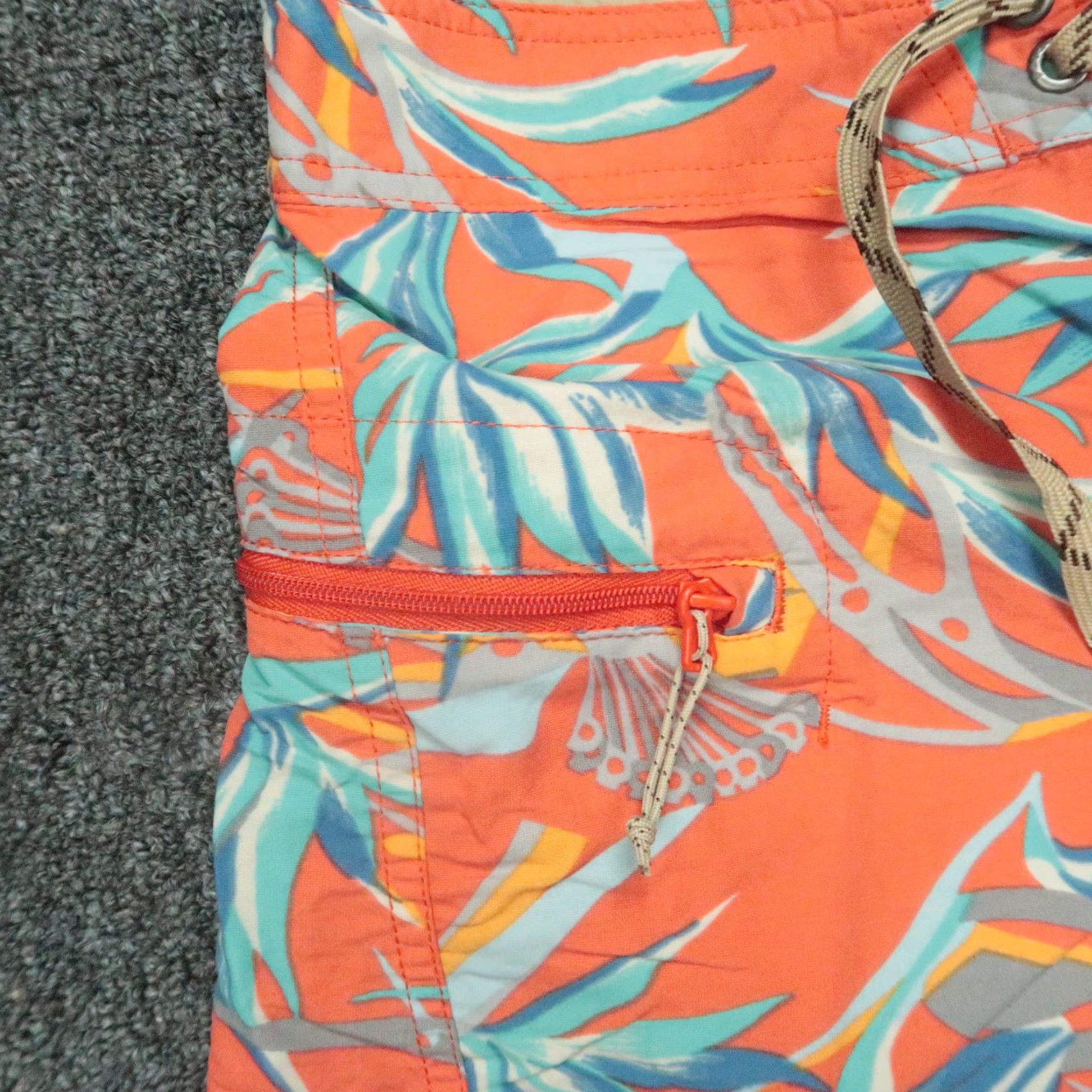 Patagonia Patagonia Board Shorts Mens 30 Orange Floral Printed Wavefarer Swim Bottoms Size US 30 / EU 46 - 3 Thumbnail