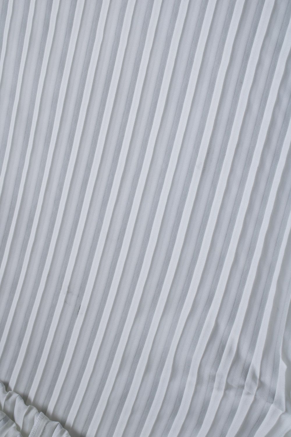 Valentino Valentino Garavani, pleated metallic maxi skirt Size 28" / US 6 / IT 42 - 8 Thumbnail