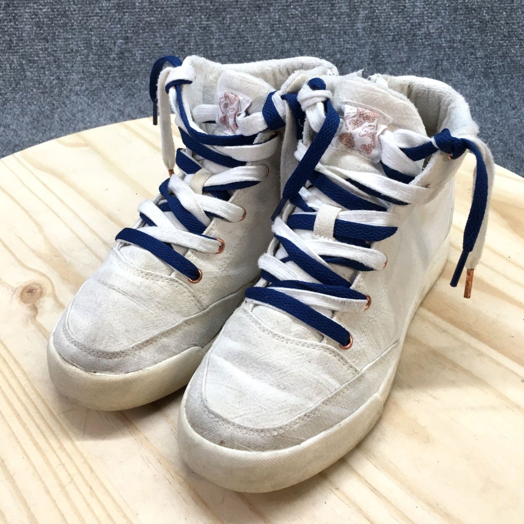 Vintage ROXY Camy U High Top Lace Up Sneakers White Fabric Womens 8 Shoe Sneakers Casual Walking ARJS600494 Size M / US 6-8 / IT 42-44 - 3 Thumbnail