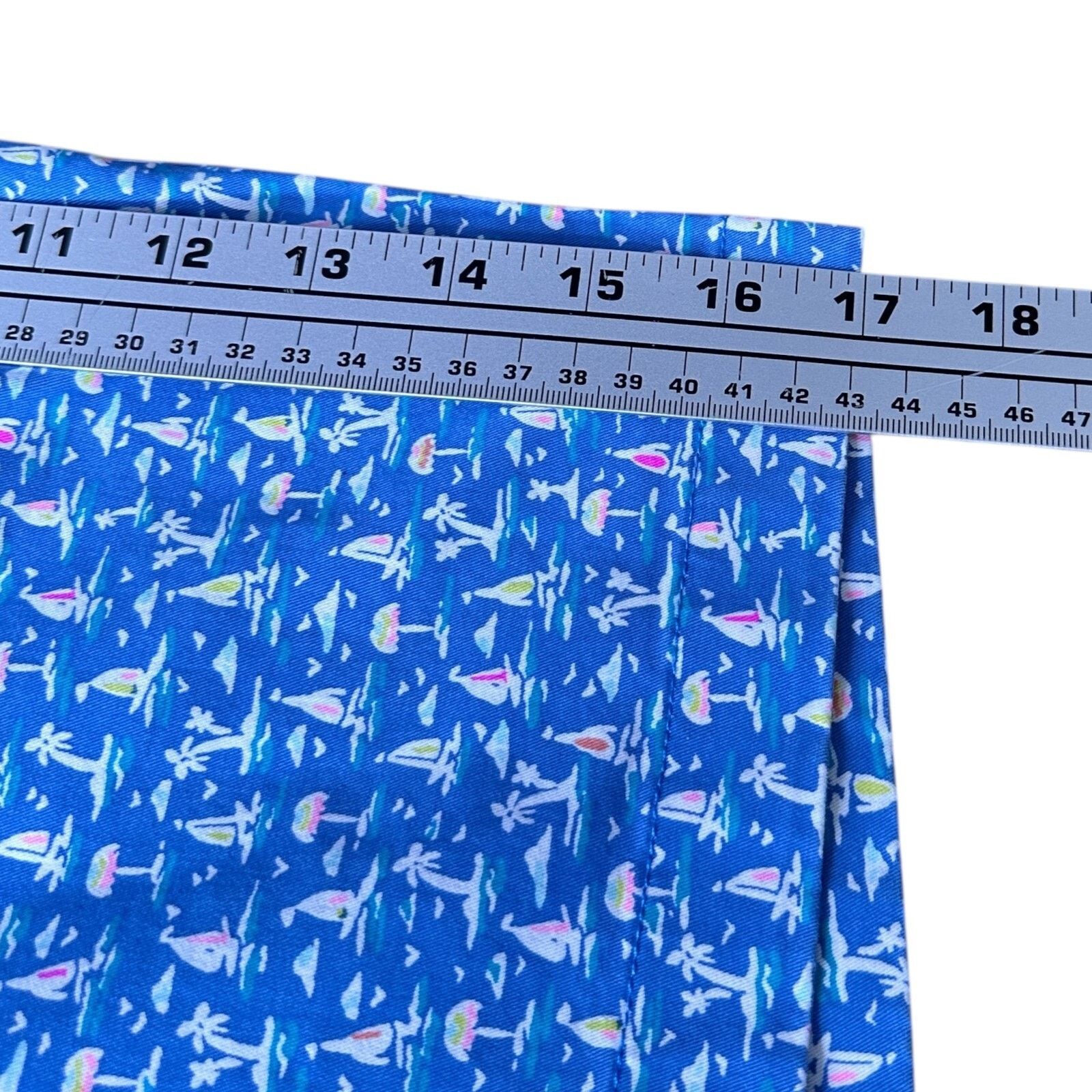 Vineyard Vines Vineyard Vines 7” Breaker Short Men’s 32 Blue AOP Cotton New Size US 32 / EU 48 - 9 Thumbnail