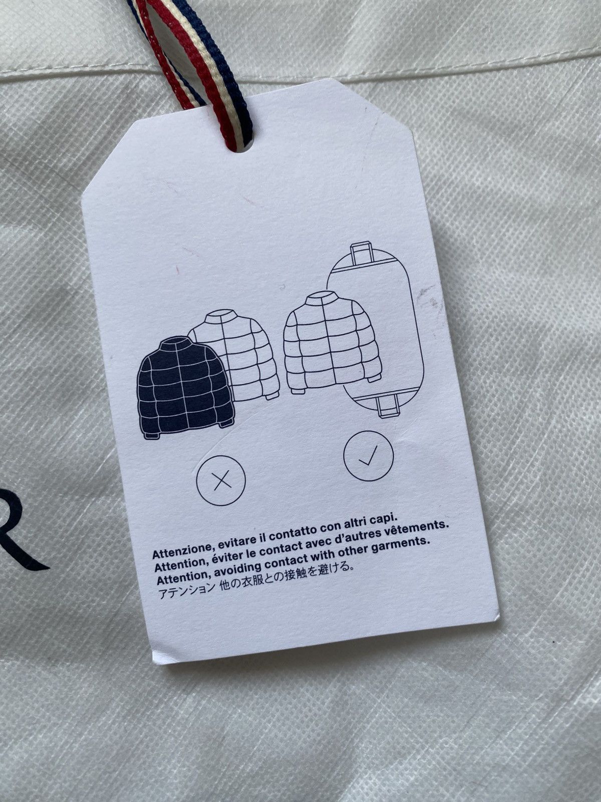 Moncler Moncler Dust Proof Garment Bag Travel Carrier Cover New Size ONE SIZE - 5 Thumbnail