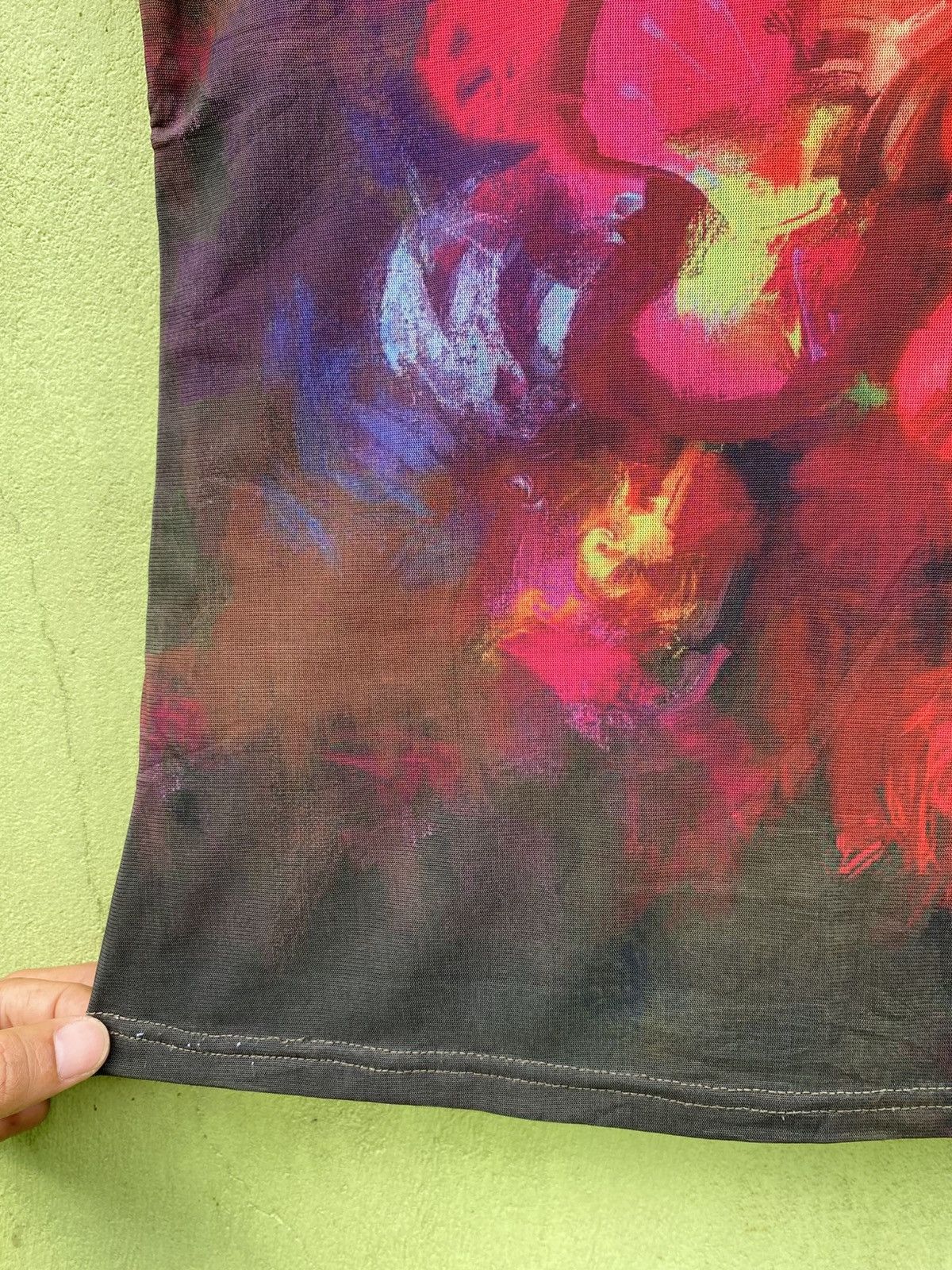 Japanese Brand H&D Artistic Floral Painting Dark Tone Tee Grunge Aesthetic Size L / US 10 / IT 46 - 11 Thumbnail