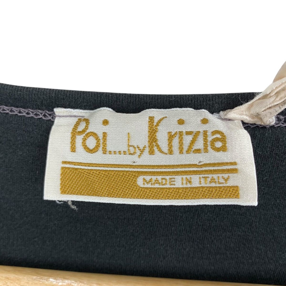 Vintage Vintage POI BY KRIZIA Front Font Italian Brand Tshirt Size M / US 6-8 / IT 42-44 - 5 Thumbnail