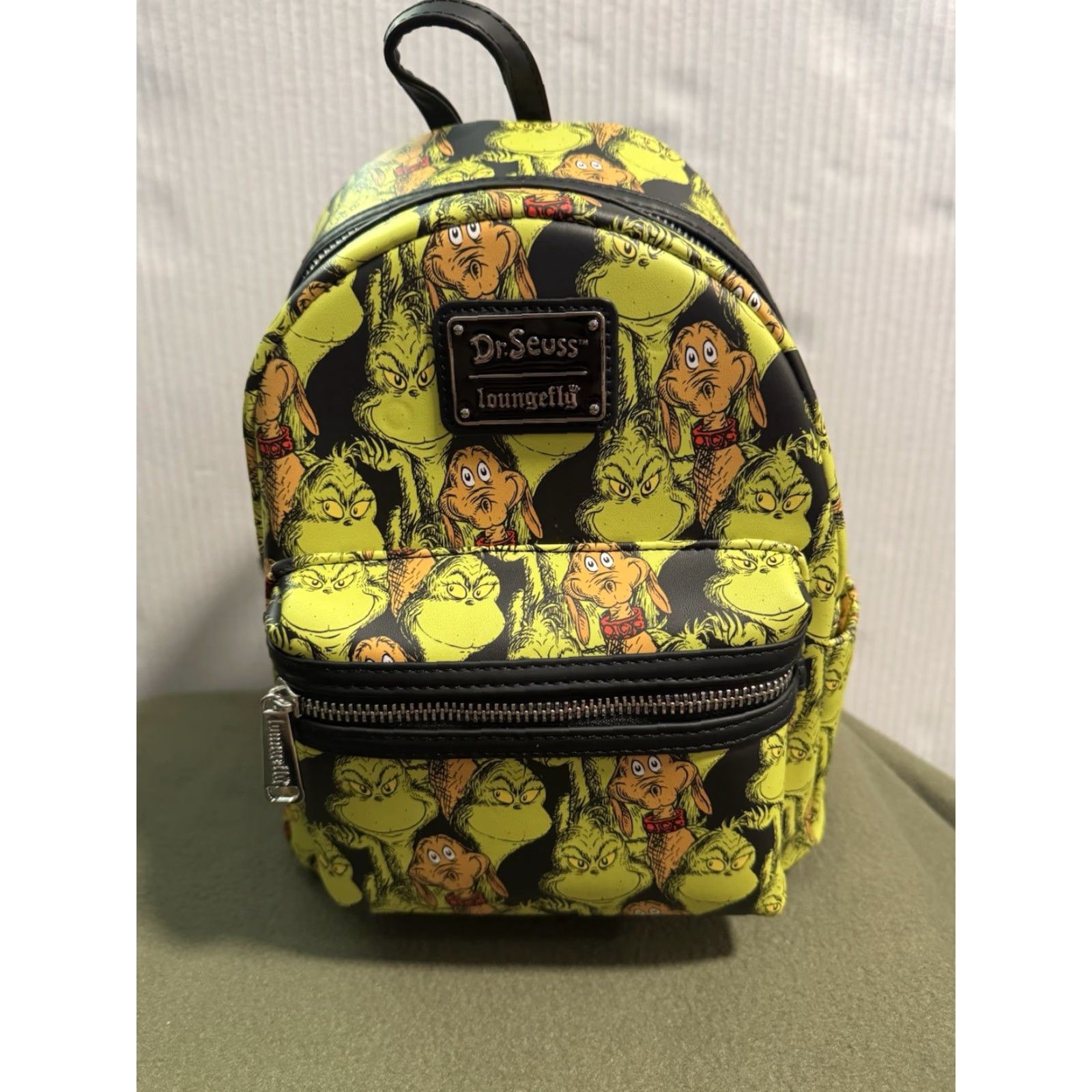 Vintage Loungefly Dr. Seuss The Grinch & Max Sketch Mini Backpack AOP Green NWT RARE Size ONE SIZE - 2 Thumbnail