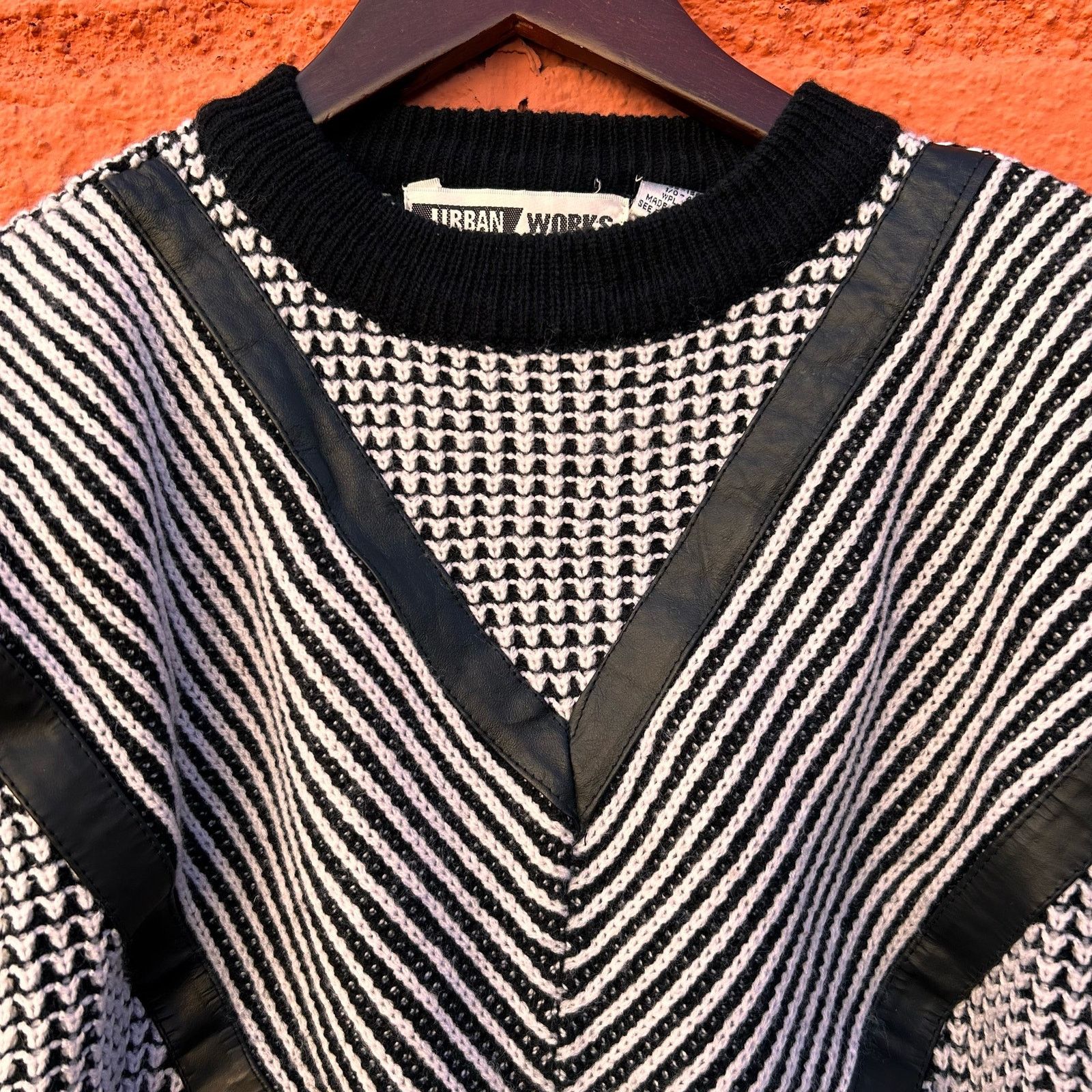 Vintage VTG Sweater Leather Trim Boxy 90s Size Large Size US L / EU 52-54 / 3 - 4 Thumbnail