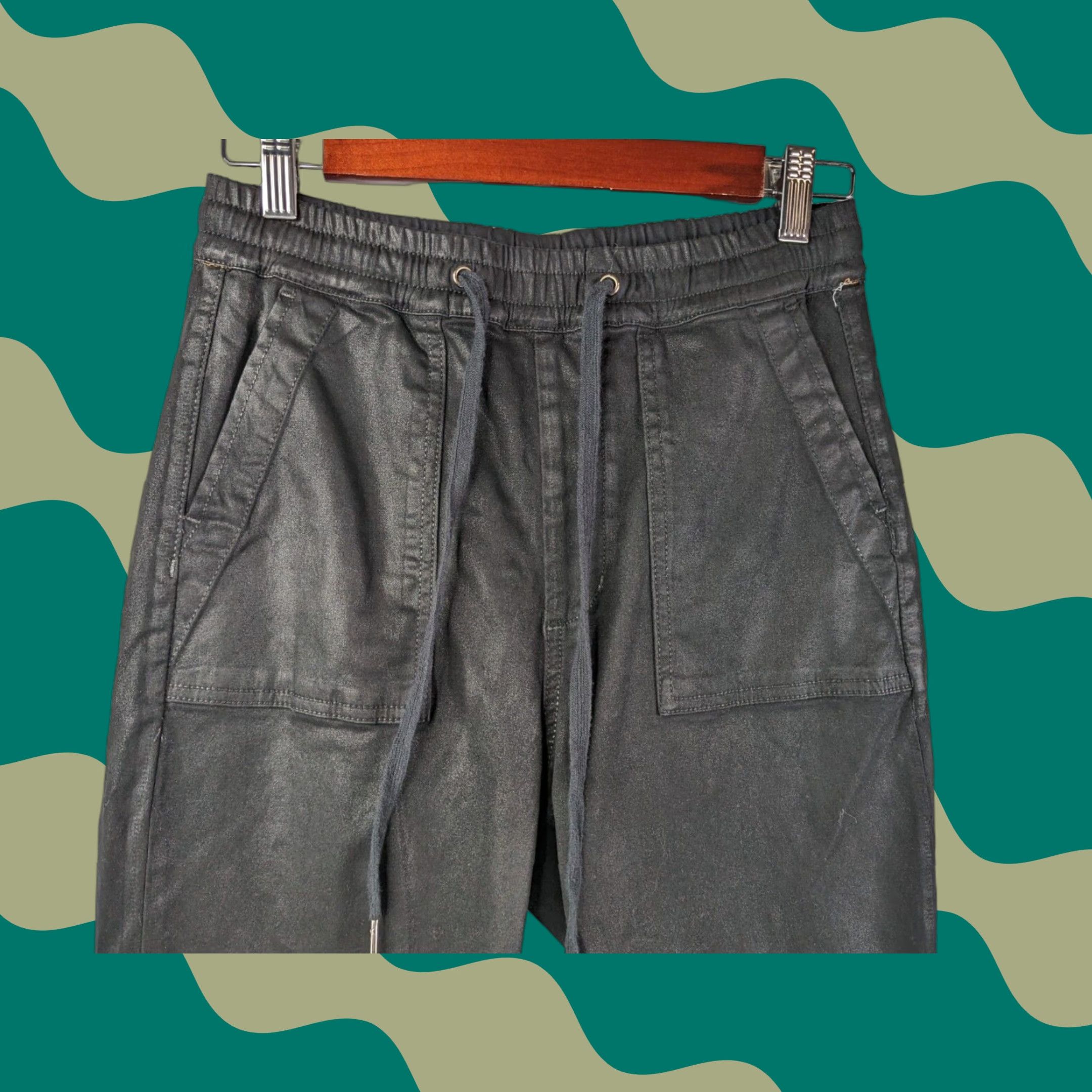 Vintage Joe’s The Sienna Coated Joggers Black Women Size S Tapered GG8CTC8000 Size 28" / US 6 / IT 42 - 1 Thumbnail