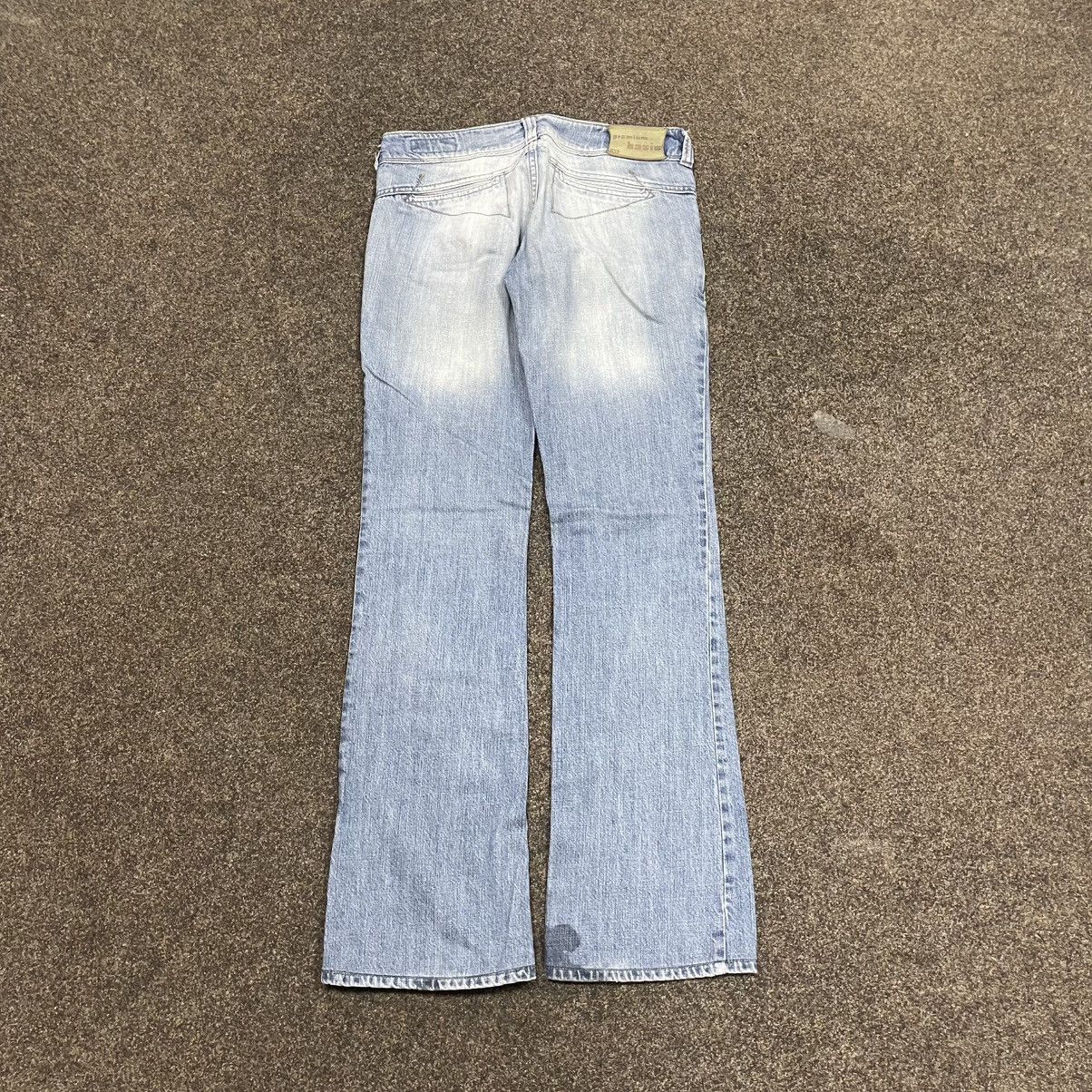 Vintage Vintage Y2K Baggy Flared Jeans Sun Faded Archive Skate Logo Size 32" / US 10 / IT 46 - 3 Thumbnail