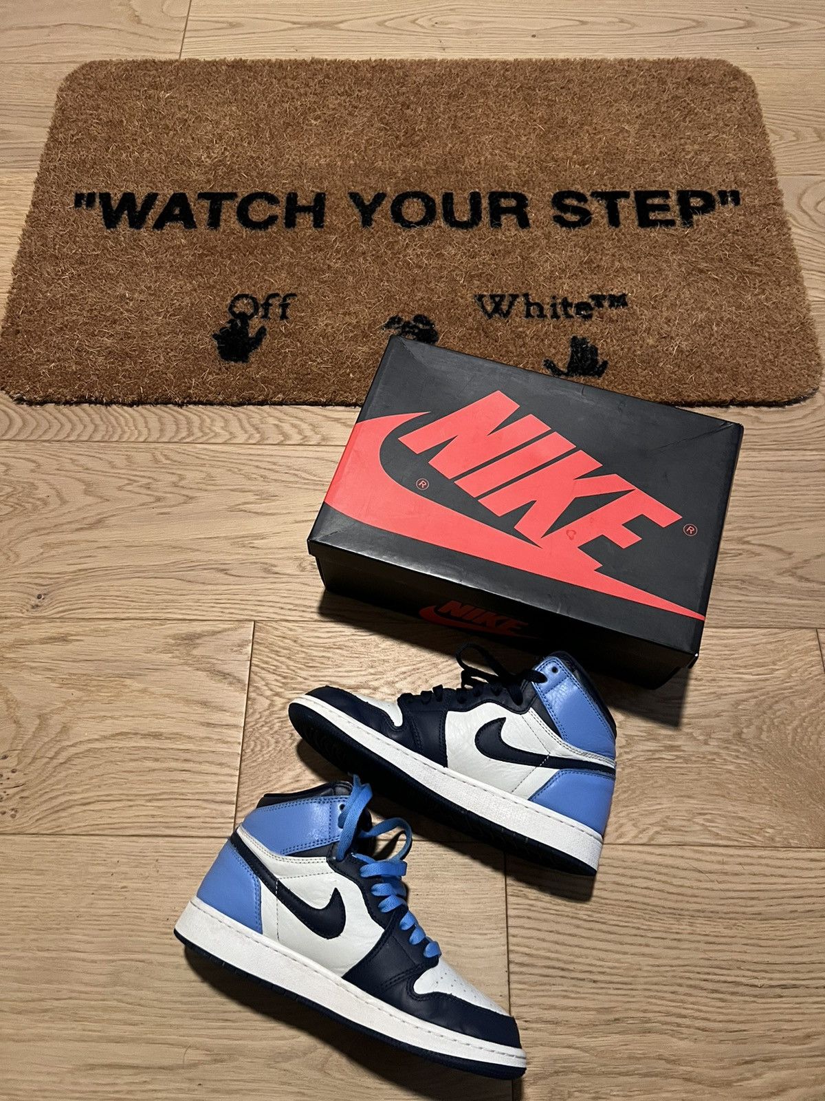 Jordan Brand Air Jordan 1 obsidian Size US 5.5 / EU 38 - 2 Thumbnail