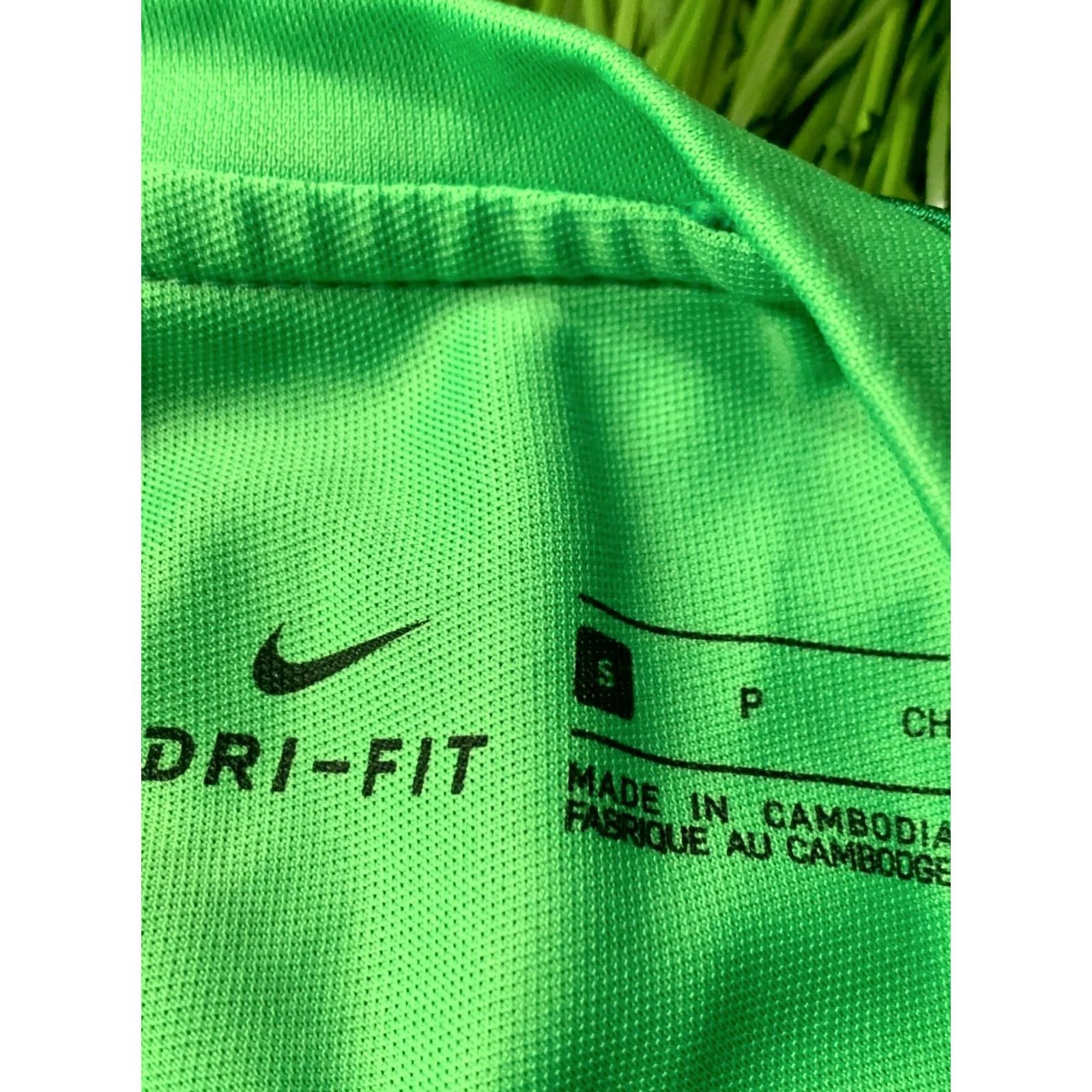 Nike NIKE DRI-FIT ORIGINAL 2019 MEN FOOTBALL SOCCER TRAINING SHIRT JERSEY SIZE S Size US S / EU 44-46 / 1 - 4 Thumbnail